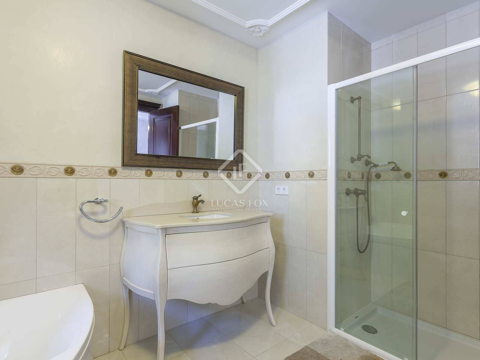 8 soveværelse Villa til salg i Rocafort med swimmingpool garage - € 5.000.000 (Ref: 7422745)