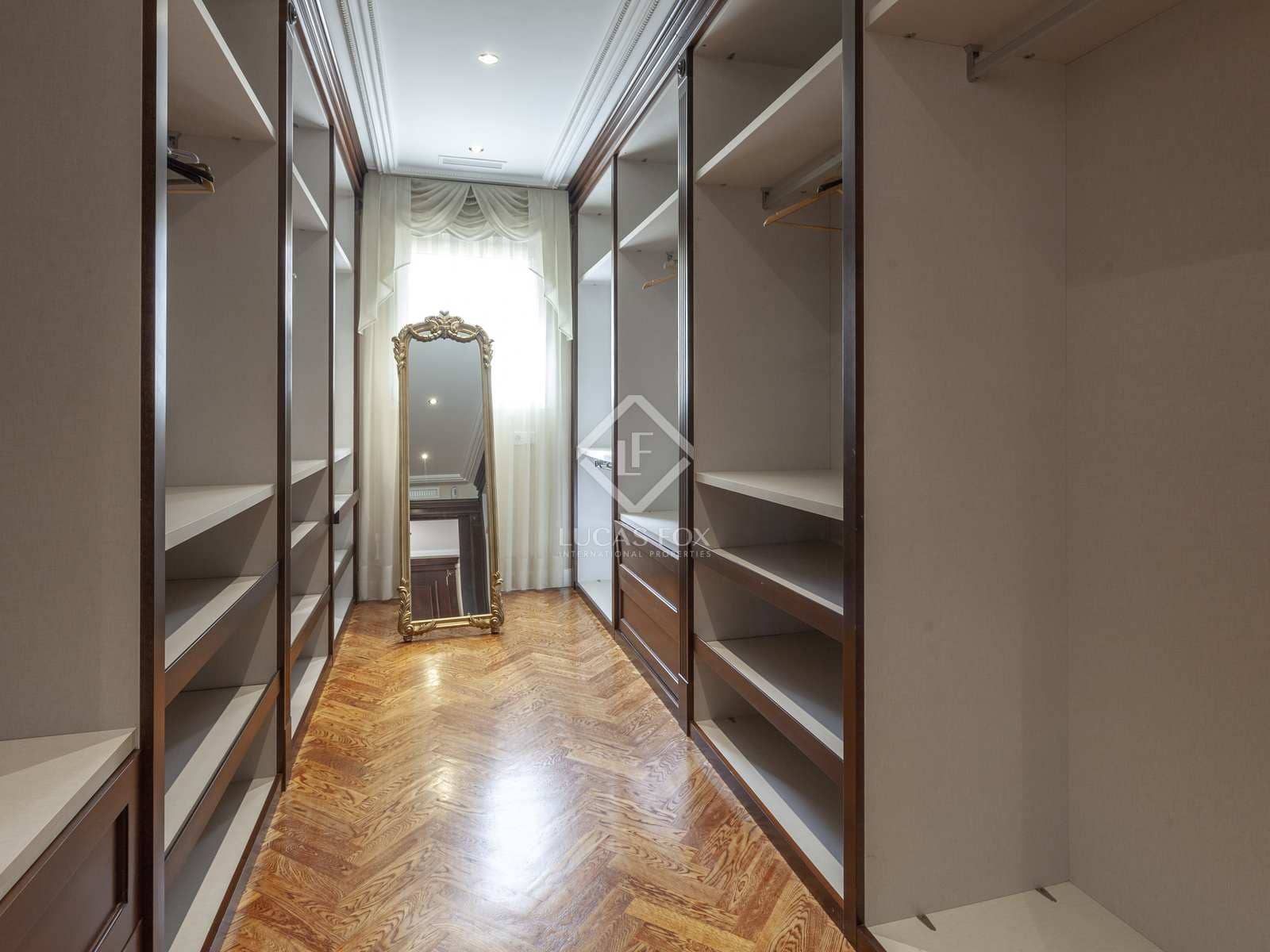 8 soveværelse Villa til salg i Rocafort med swimmingpool garage - € 5.000.000 (Ref: 7422745)