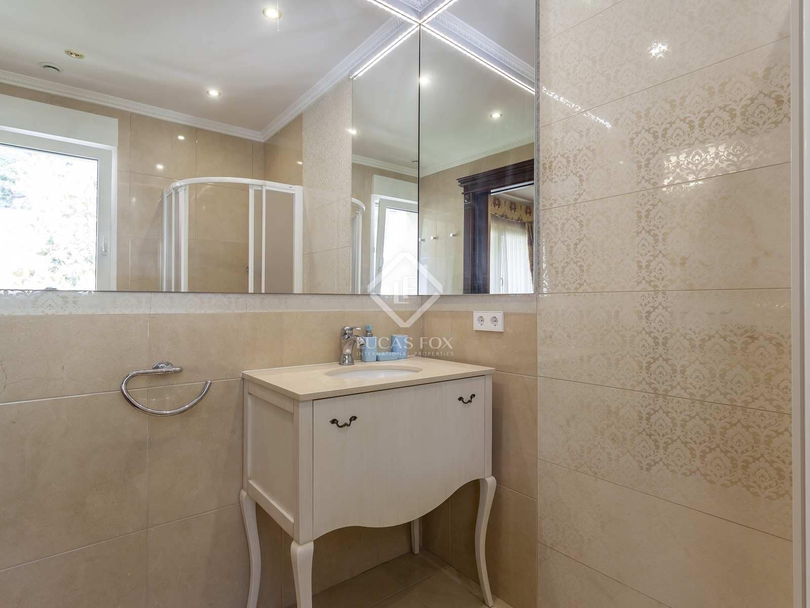 8 soveværelse Villa til salg i Rocafort med swimmingpool garage - € 5.000.000 (Ref: 7422745)