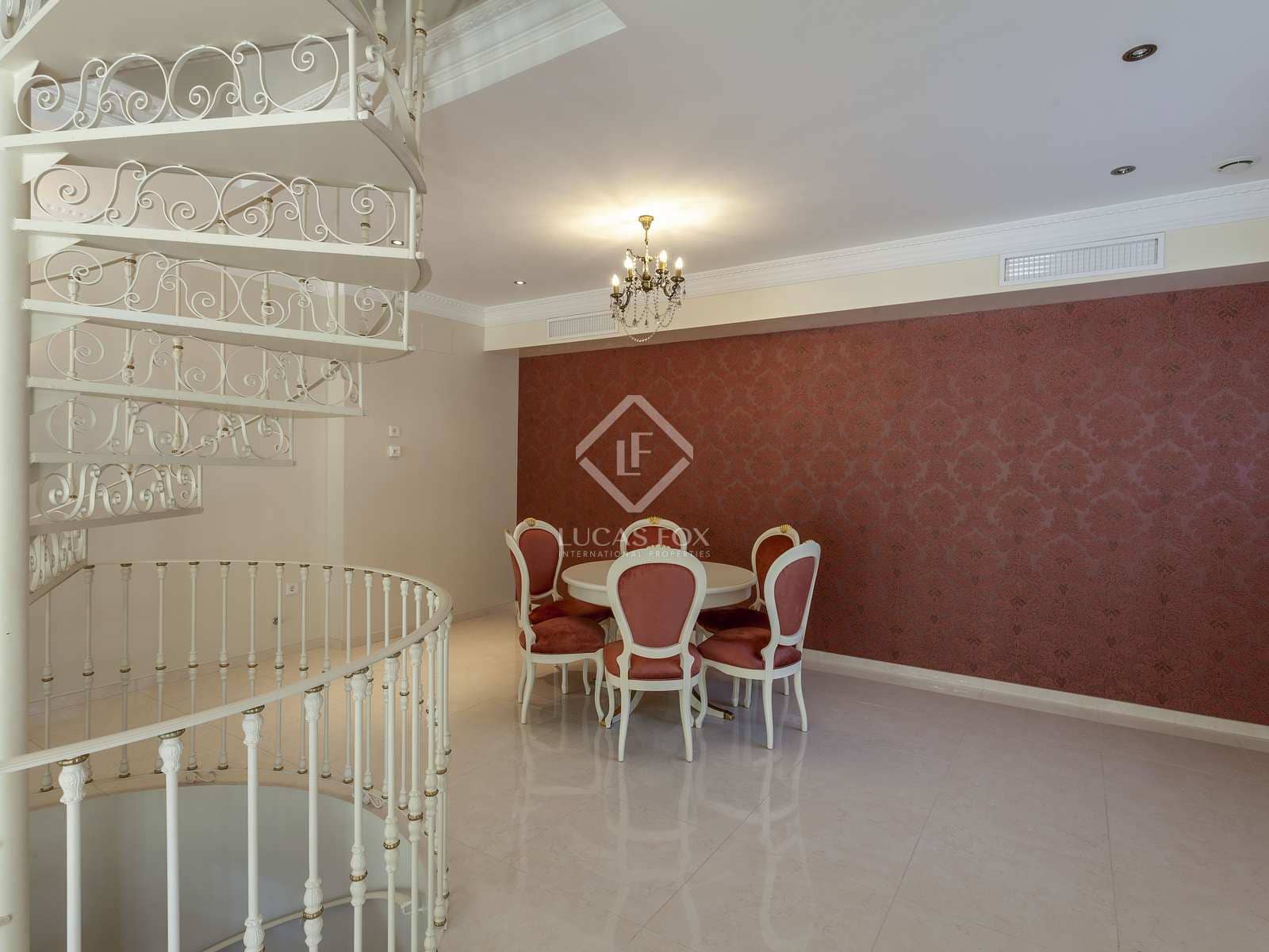 8 soveværelse Villa til salg i Rocafort med swimmingpool garage - € 5.000.000 (Ref: 7422745)