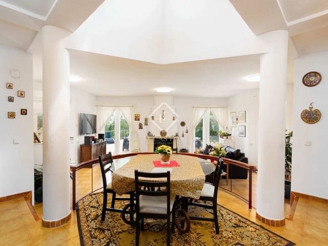 4 slaapkamer Villa te koop in Altea met zwembad garage - € 525.000 (Ref: 7426455)