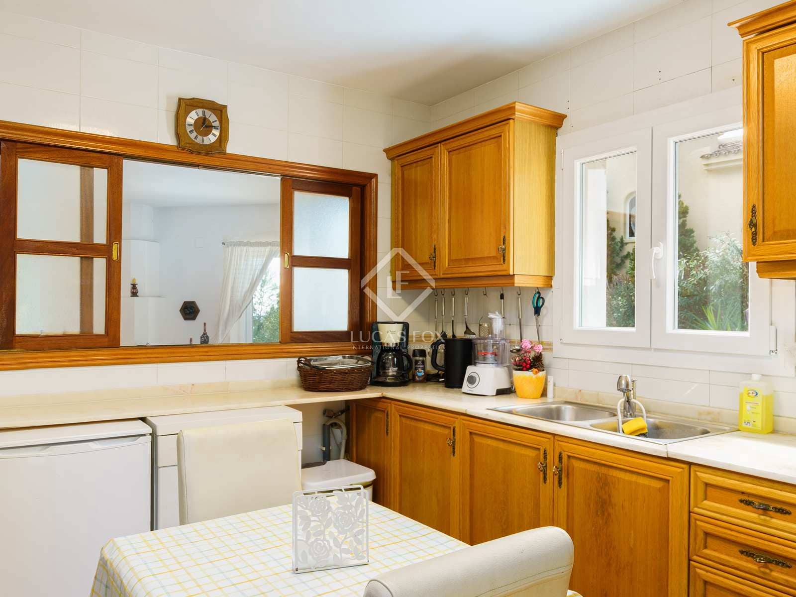 4 bedroom Villa for sale in Altea with pool garage - € 525,000 (Ref: 7426455)