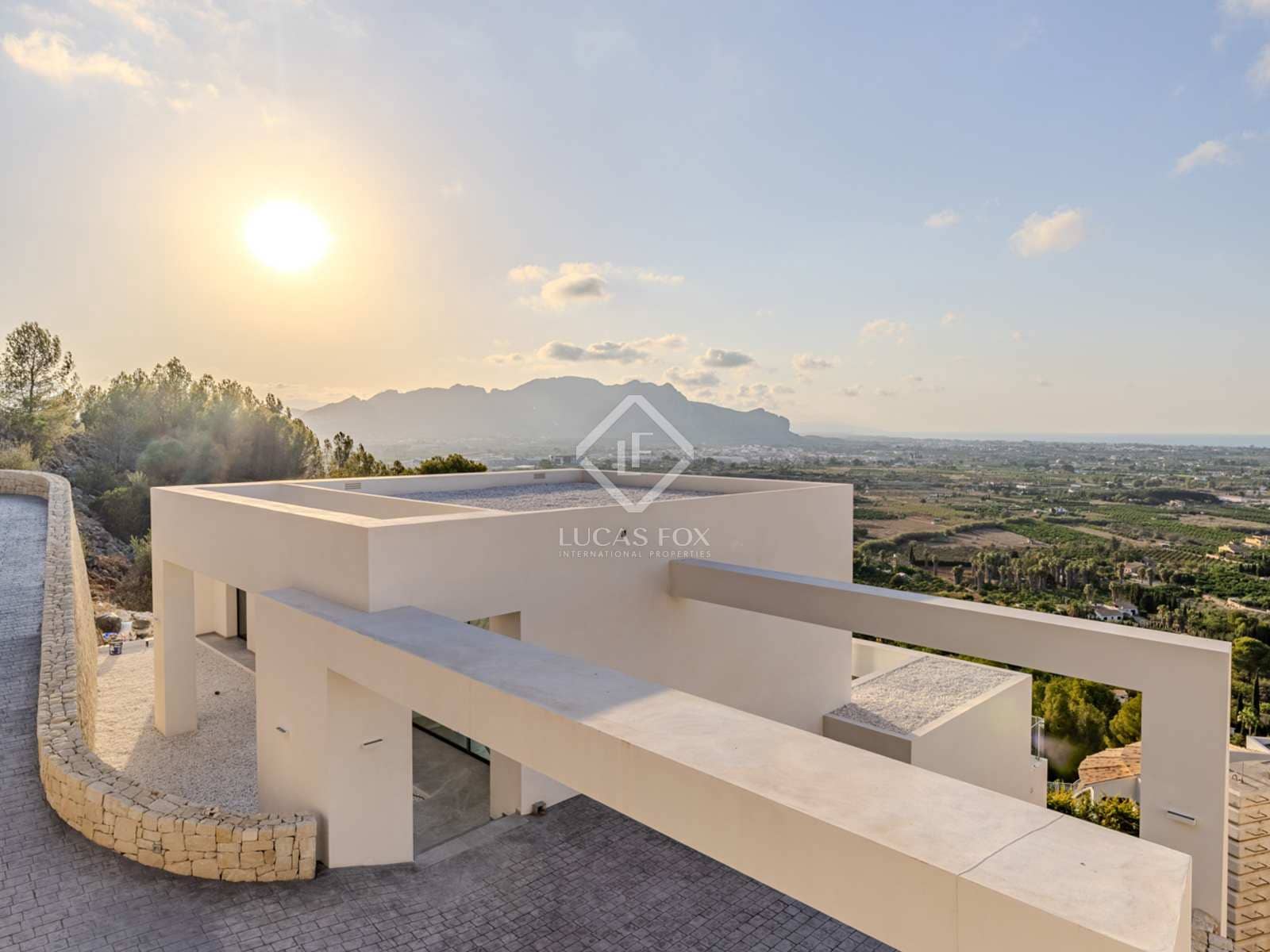 Chalet de 4 habitaciones en Dénia en venta con piscina garaje - 1.770.000 € (Ref: 7435138)