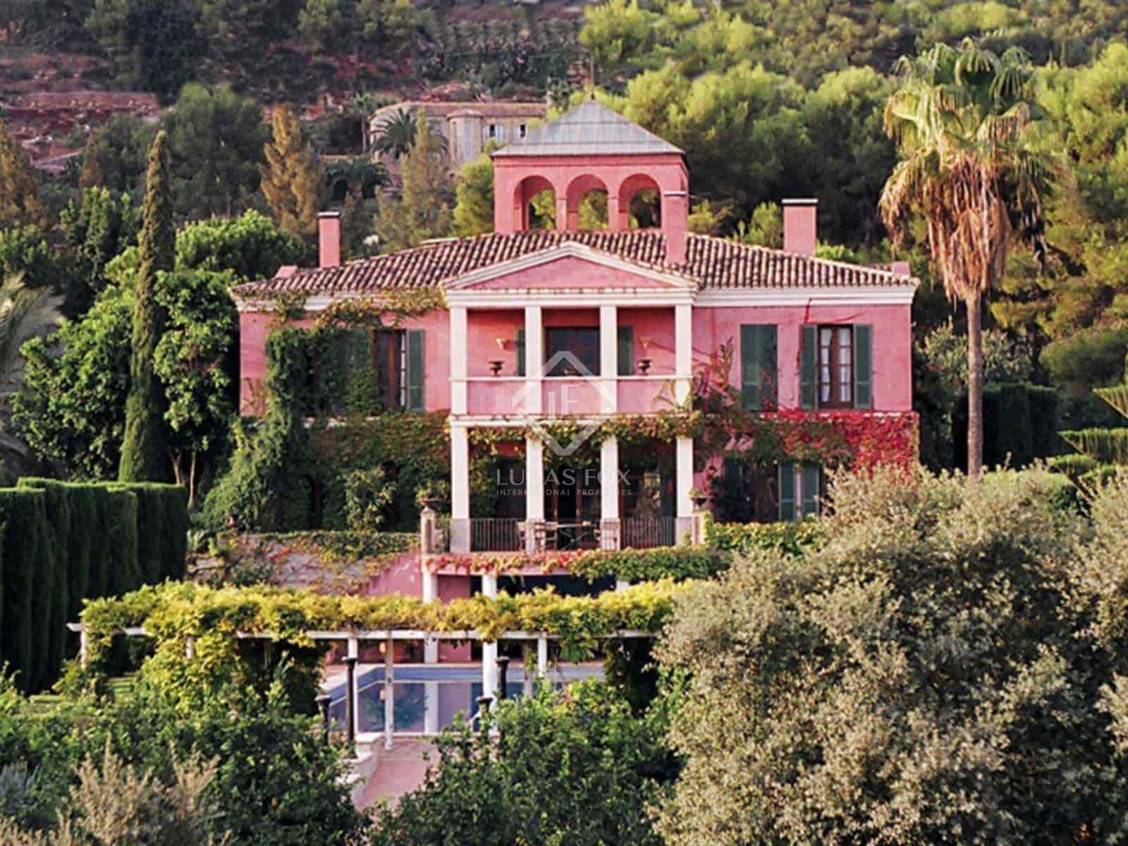 Chalet de 4 habitaciones en Dénia en venta con piscina garaje - 1.770.000 € (Ref: 7435138)