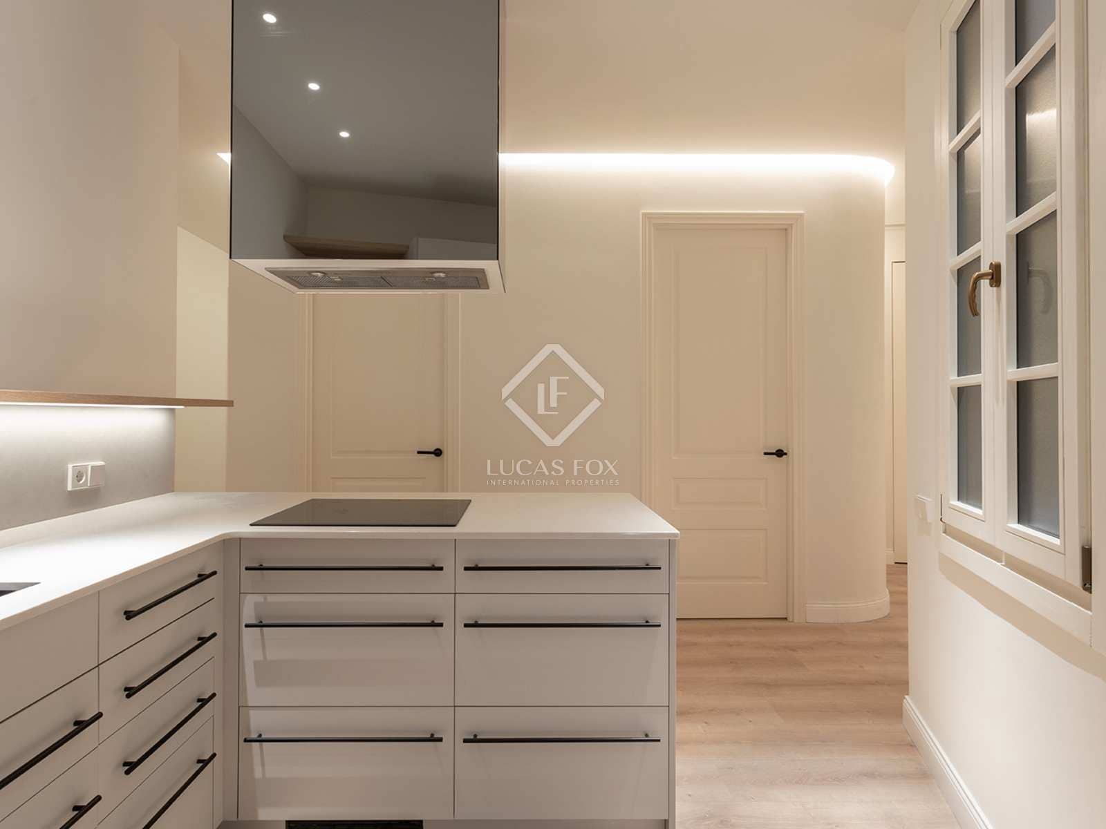 3 soveværelse Lejlighed til salg i Barcelona by - € 649.000 (Ref: 7437466)