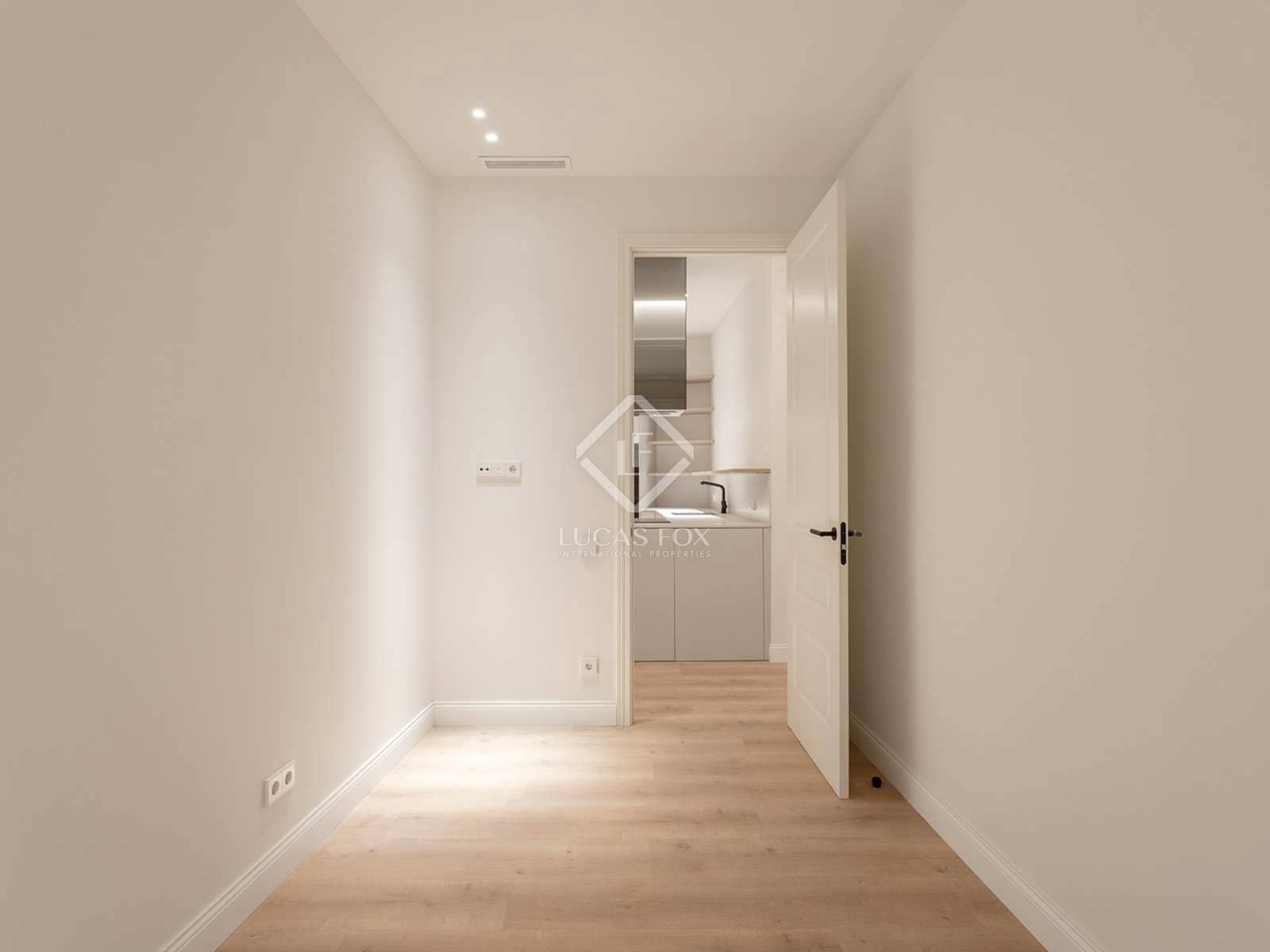 3 soveværelse Lejlighed til salg i Barcelona by - € 649.000 (Ref: 7437466)