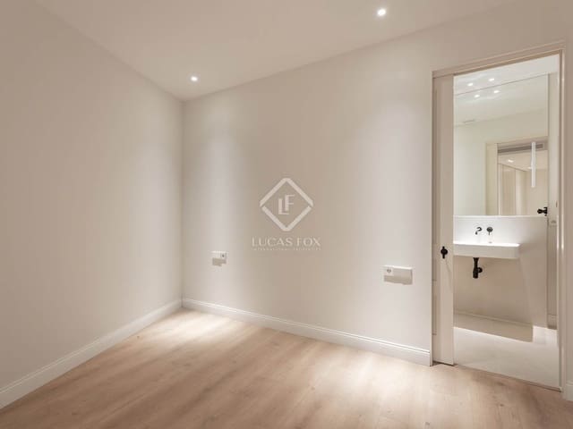 3 soveværelse Lejlighed til salg i Barcelona by - € 649.000 (Ref: 7437466)