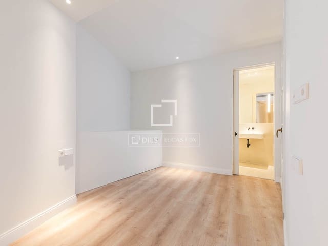 3 quarto Apartamento para venda em Barcelona cidade - 649 000 € (Ref: 7437466)