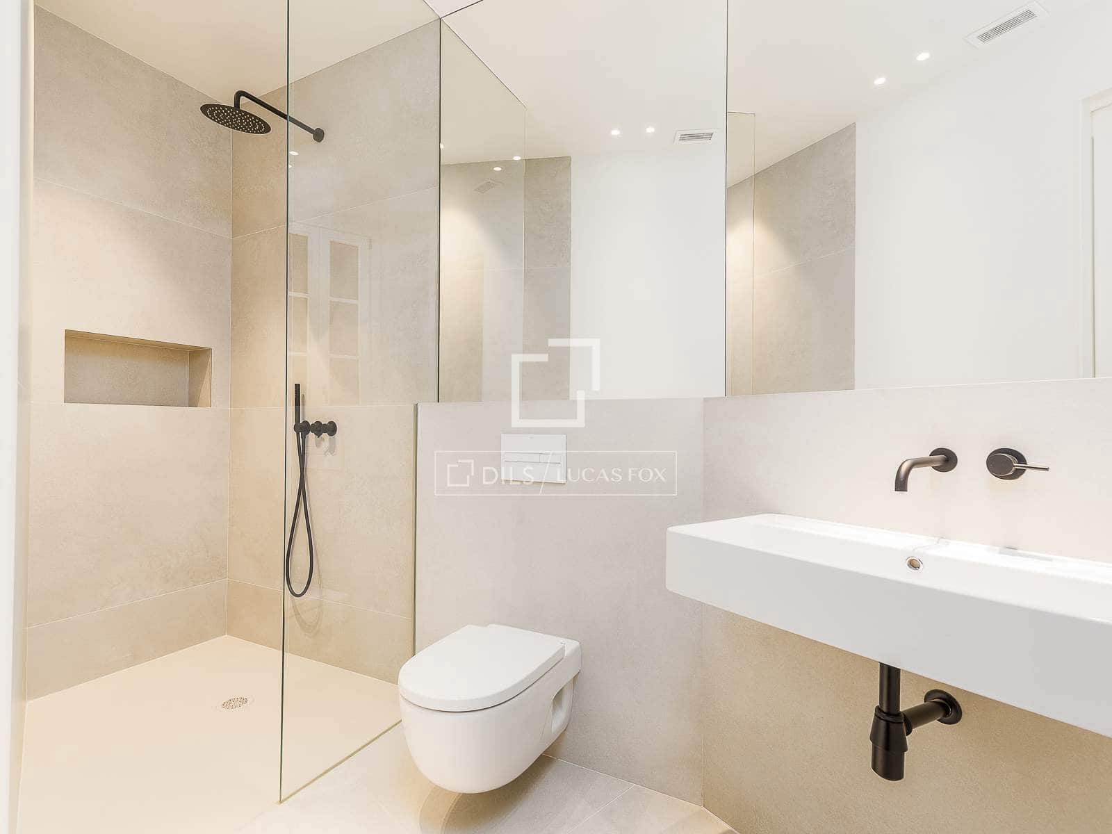 3 soveværelse Lejlighed til salg i Barcelona by - € 649.000 (Ref: 7437466)