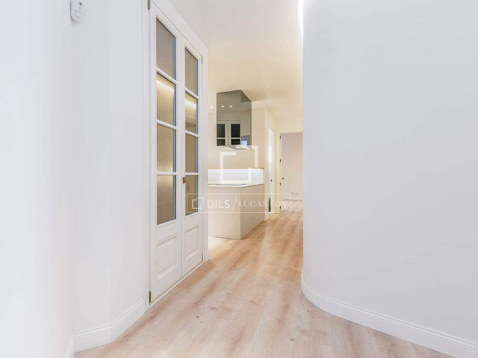 3 soveværelse Lejlighed til salg i Barcelona by - € 649.000 (Ref: 7437466)