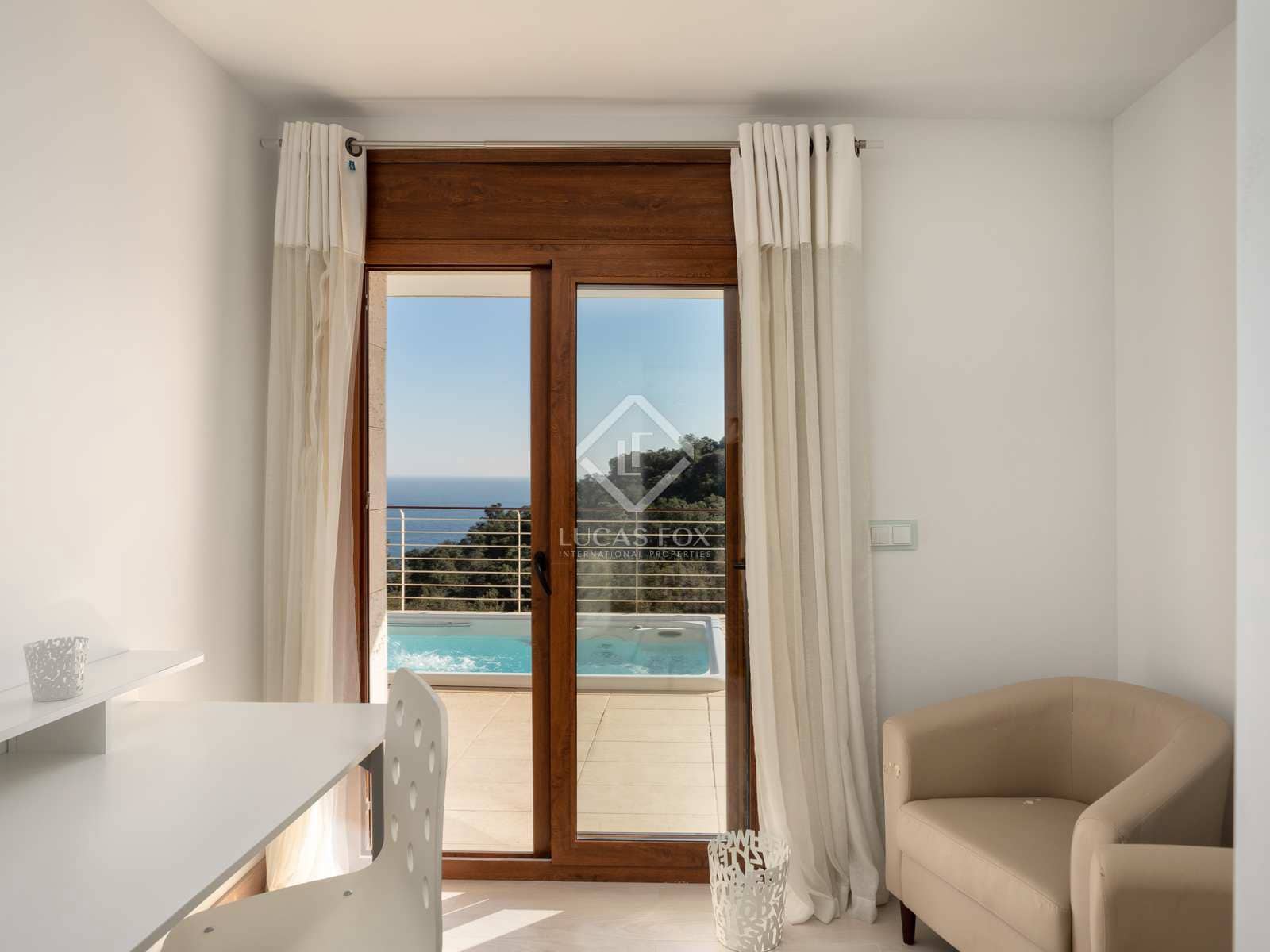 5 bedroom Villa for sale in Tossa de Mar with pool garage - € 1,300,000 (Ref: 7440895)