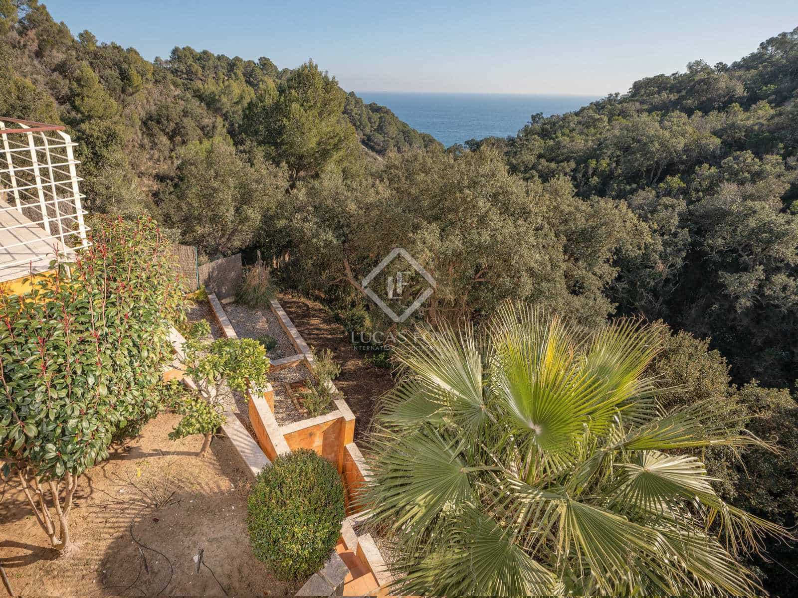 5 bedroom Villa for sale in Tossa de Mar with pool garage - € 1,300,000 (Ref: 7440895)
