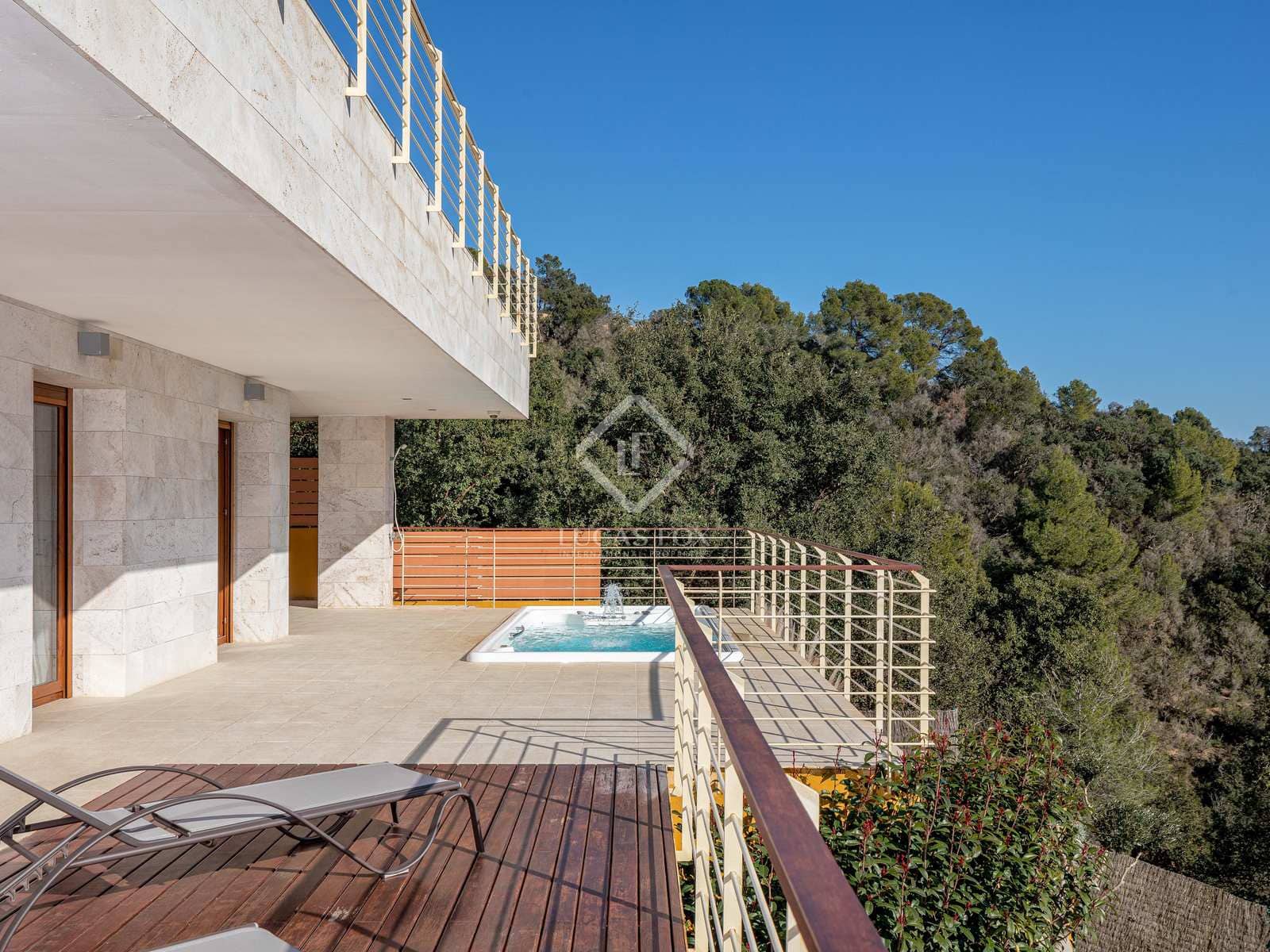 5 bedroom Villa for sale in Tossa de Mar with pool garage - € 1,300,000 (Ref: 7440895)