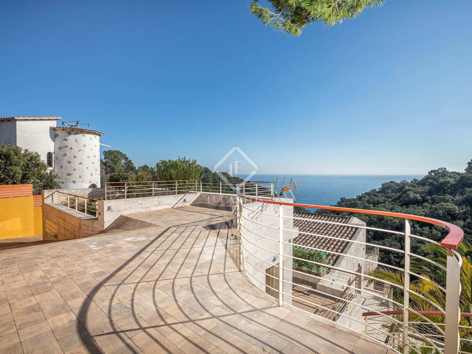 5 bedroom Villa for sale in Tossa de Mar with pool garage - € 1,300,000 (Ref: 7440895)