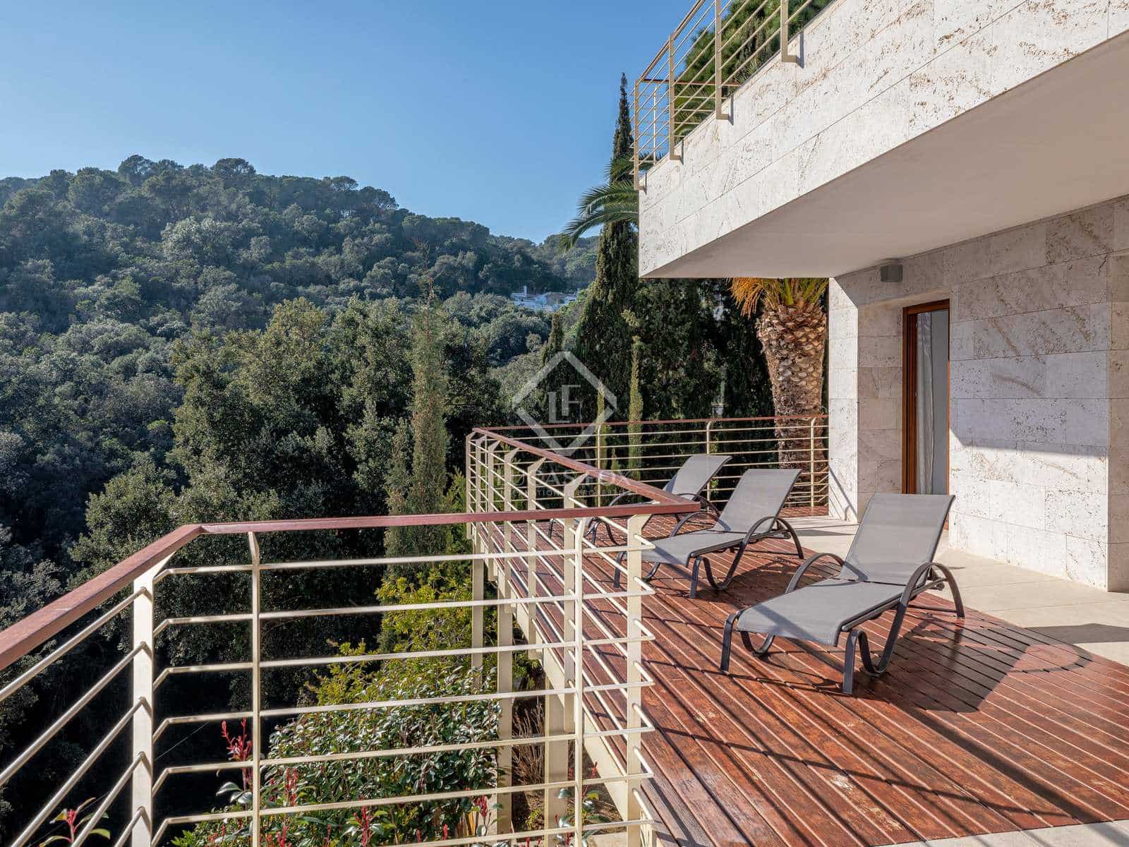 5 bedroom Villa for sale in Tossa de Mar with pool garage - € 1,300,000 (Ref: 7440895)