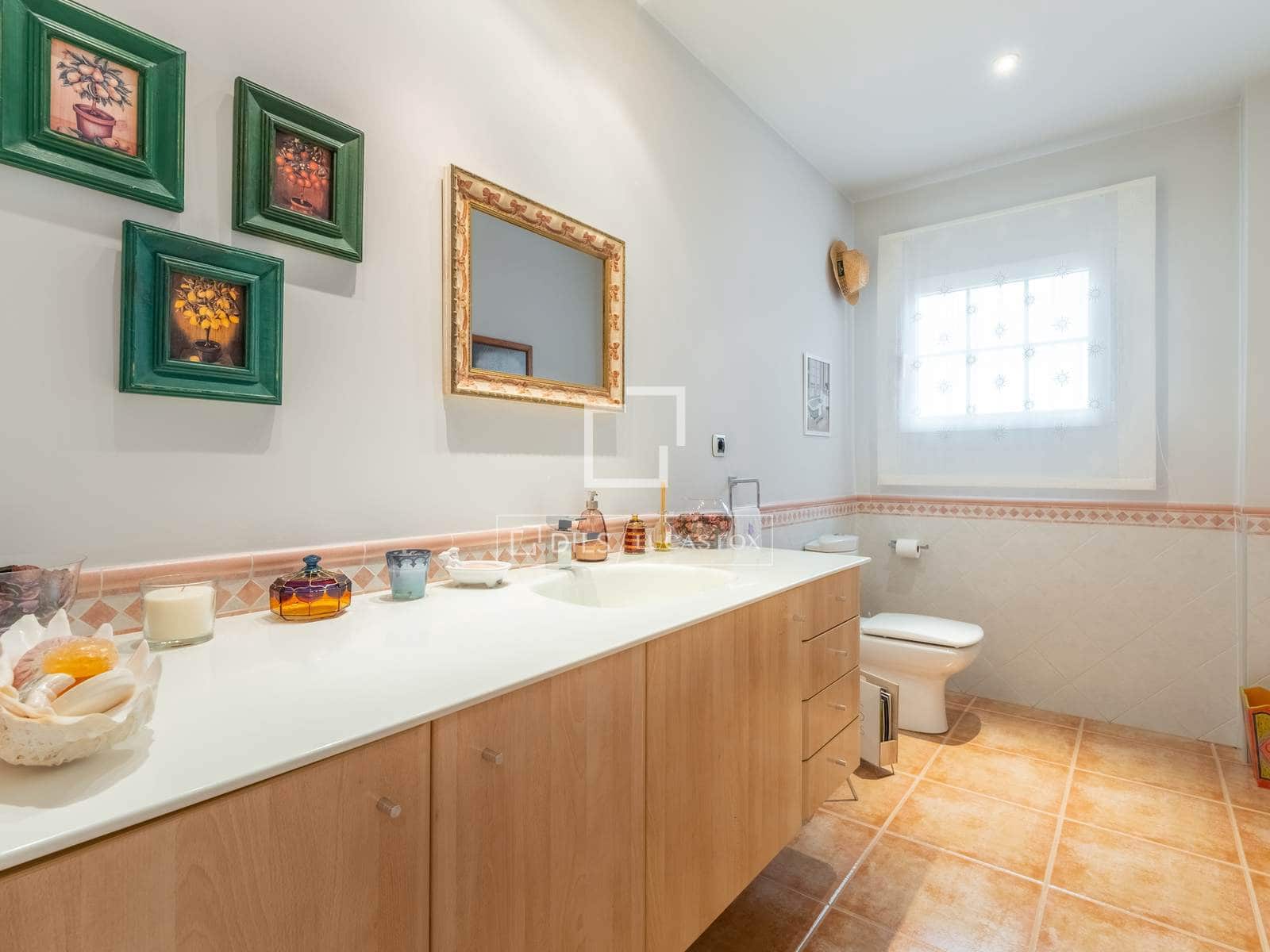 5 bedroom Villa for sale in Elche / Elx with pool garage - € 1,000,000 (Ref: 7444569)