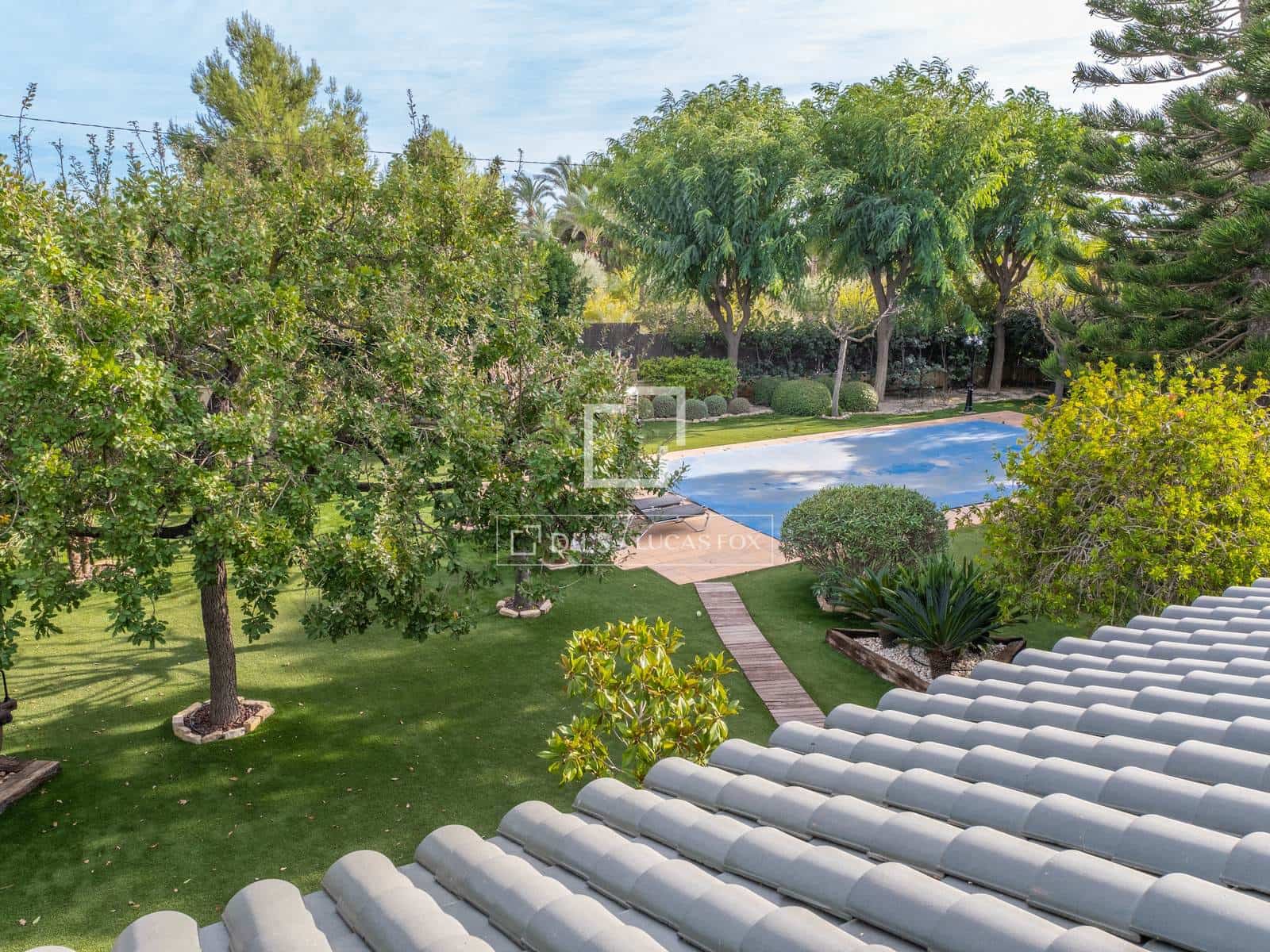 5 bedroom Villa for sale in Elche / Elx with pool garage - € 1,000,000 (Ref: 7444569)