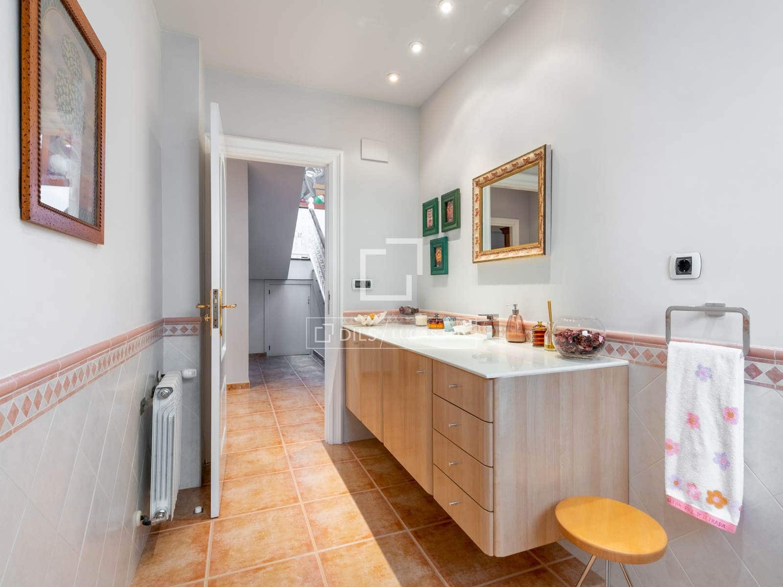 5 bedroom Villa for sale in Elche / Elx with pool garage - € 1,000,000 (Ref: 7444569)