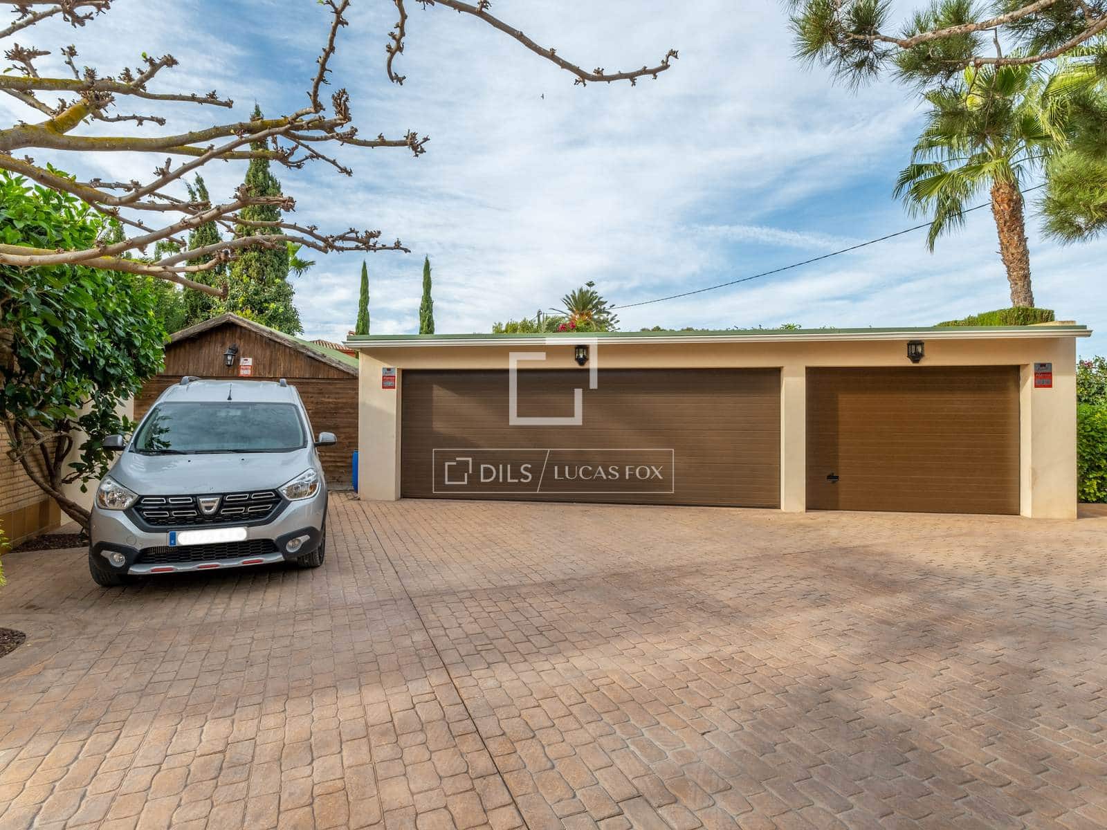 5 bedroom Villa for sale in Elche / Elx with pool garage - € 1,000,000 (Ref: 7444569)
