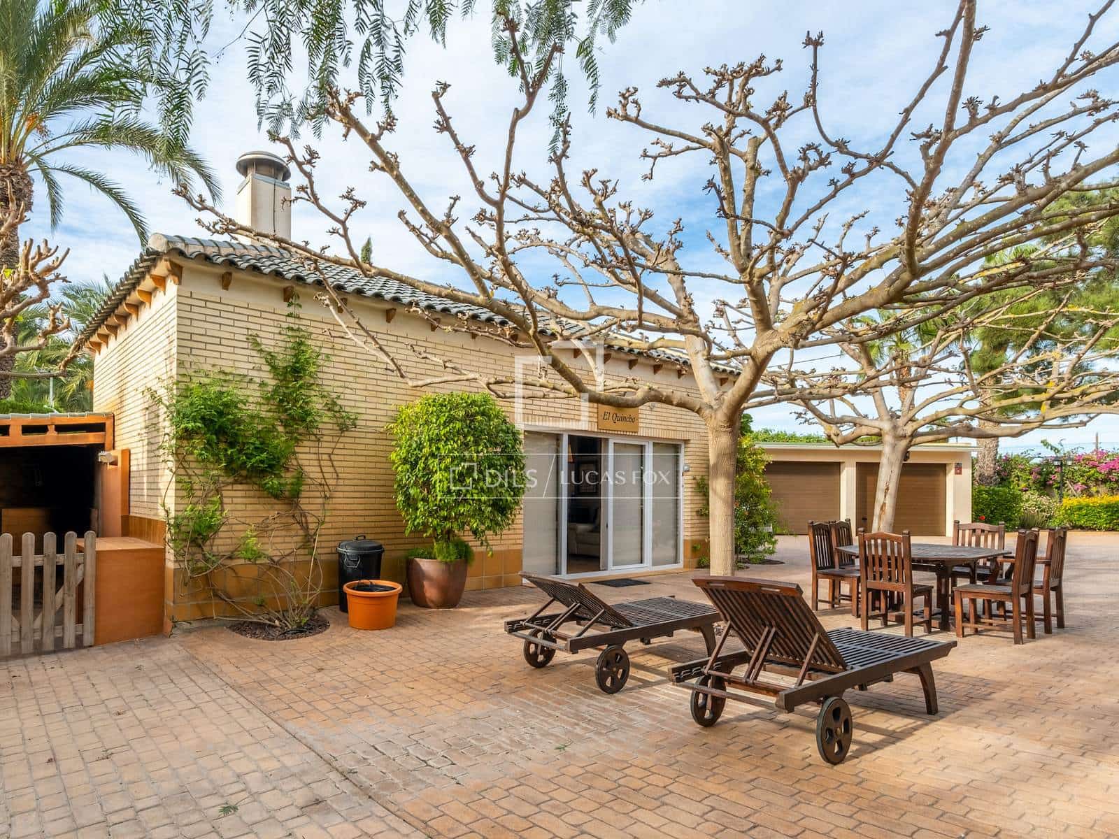 5 bedroom Villa for sale in Elche / Elx with pool garage - € 1,000,000 (Ref: 7444569)