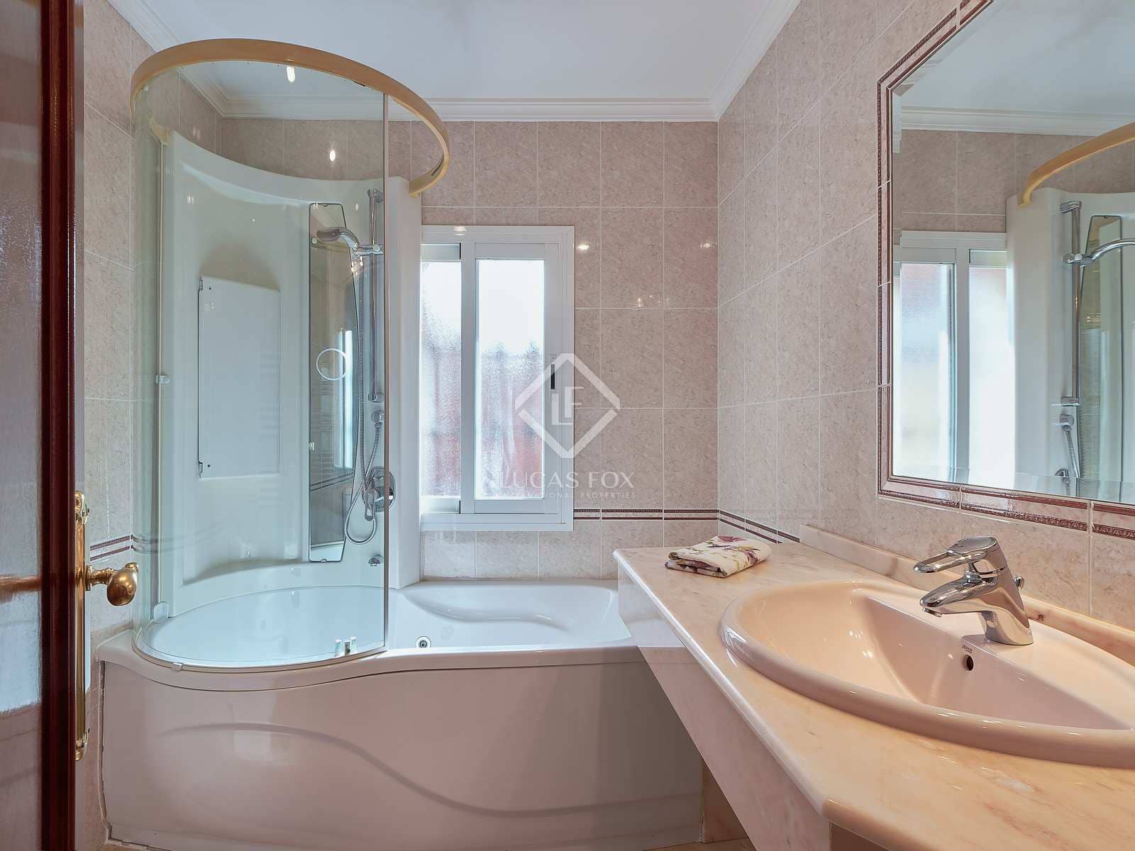 5 soveværelse Villa til salg i Malaga by med swimmingpool garage - € 3.150.000 (Ref: 7450429)