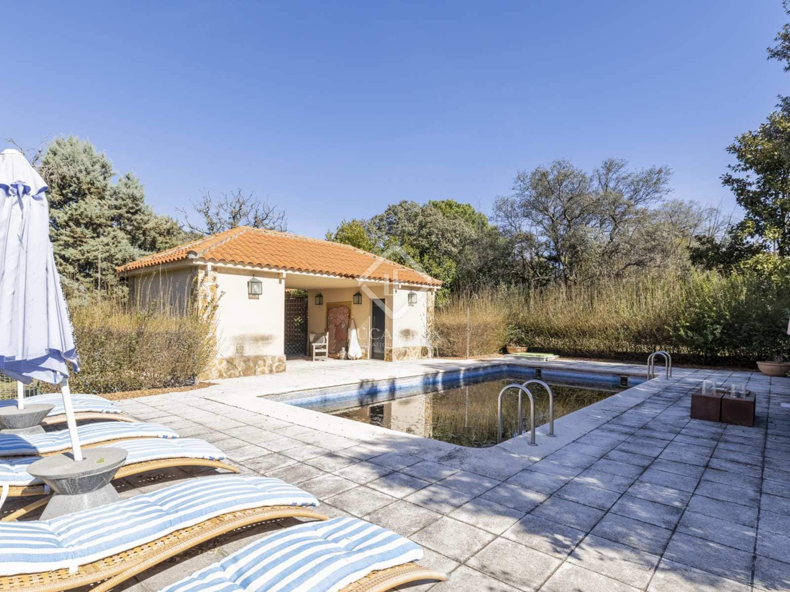 7 soveværelse Villa til salg i Boadilla del Monte med swimmingpool garage - € 1.790.000 (Ref: 7453004)