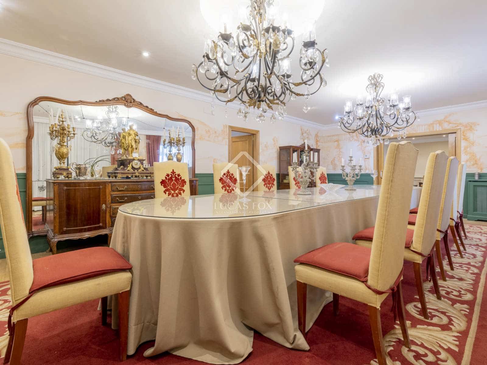 7 soveværelse Villa til salg i Boadilla del Monte med swimmingpool garage - € 1.790.000 (Ref: 7453004)