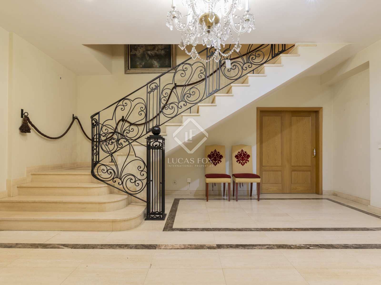 7 soveværelse Villa til salg i Boadilla del Monte med swimmingpool garage - € 1.790.000 (Ref: 7453004)