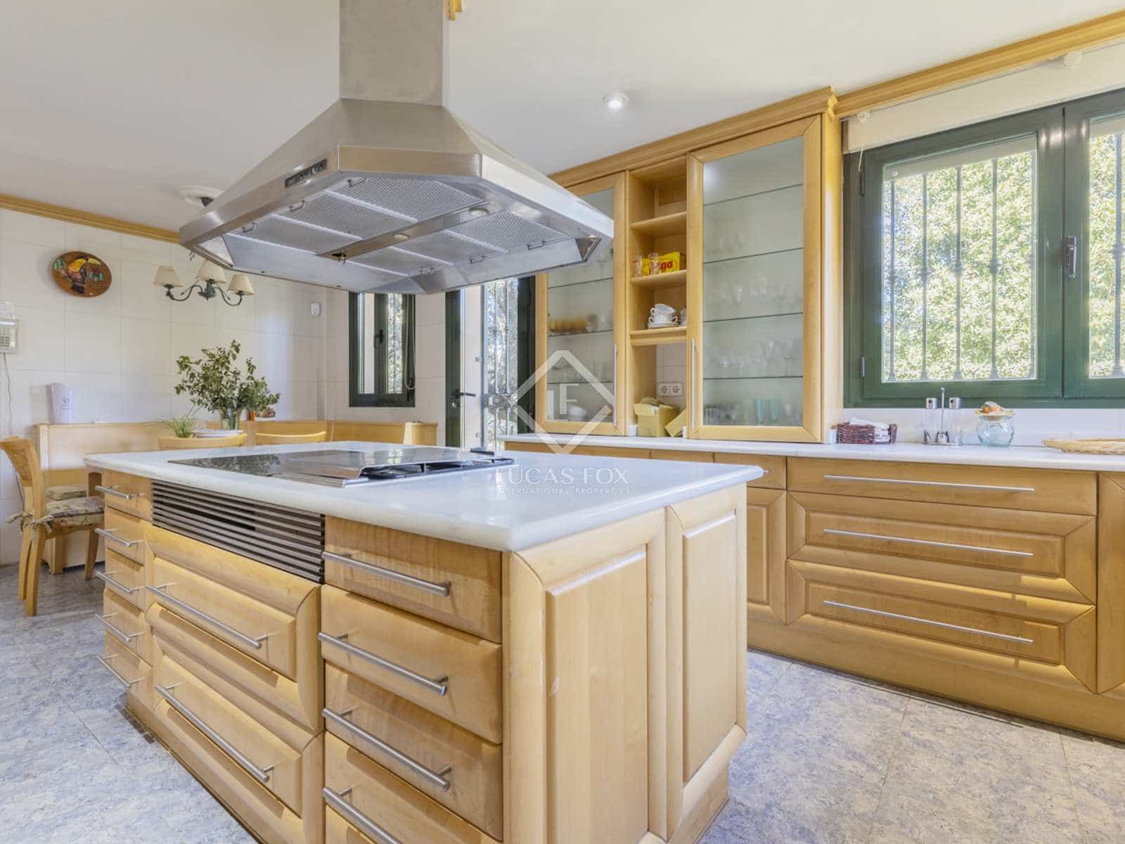 7 soveværelse Villa til salg i Boadilla del Monte med swimmingpool garage - € 1.790.000 (Ref: 7453004)