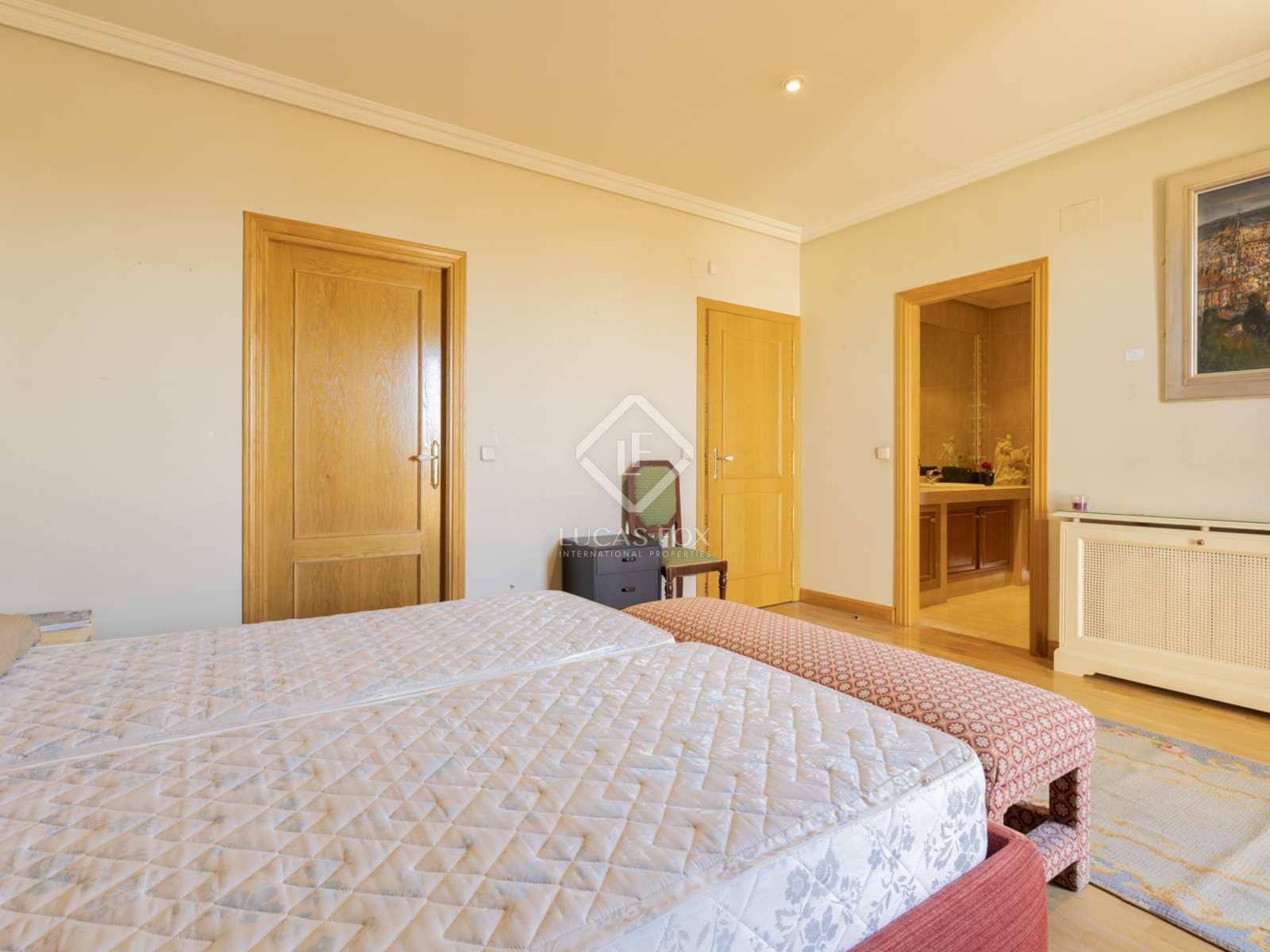 7 soveværelse Villa til salg i Boadilla del Monte med swimmingpool garage - € 1.790.000 (Ref: 7453004)