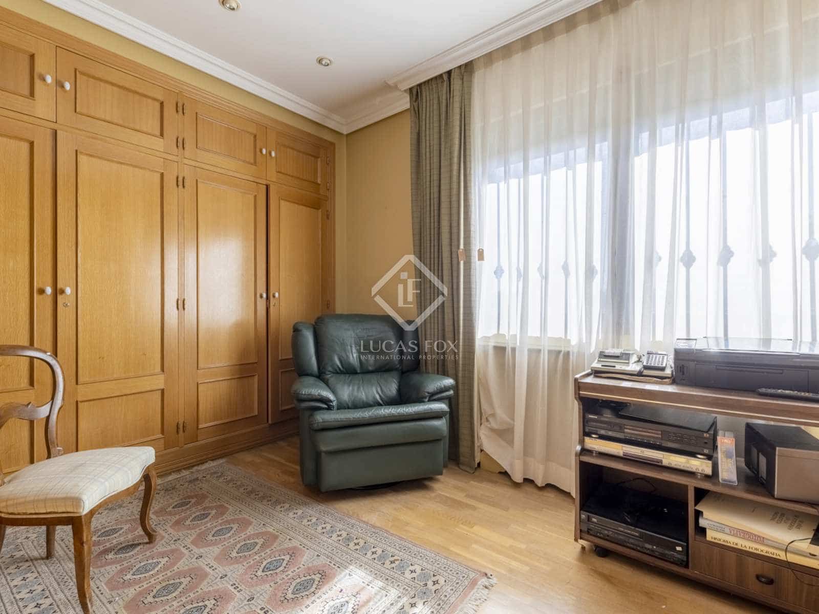 7 soveværelse Villa til salg i Boadilla del Monte med swimmingpool garage - € 1.790.000 (Ref: 7453004)