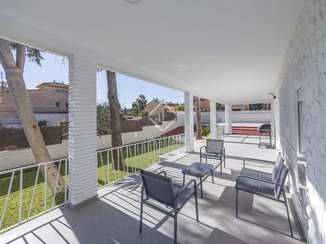 5 sypialnia Willa do wynajęcia w Paterna z basenem garażem - 3 500 € (Ref: 7462702)