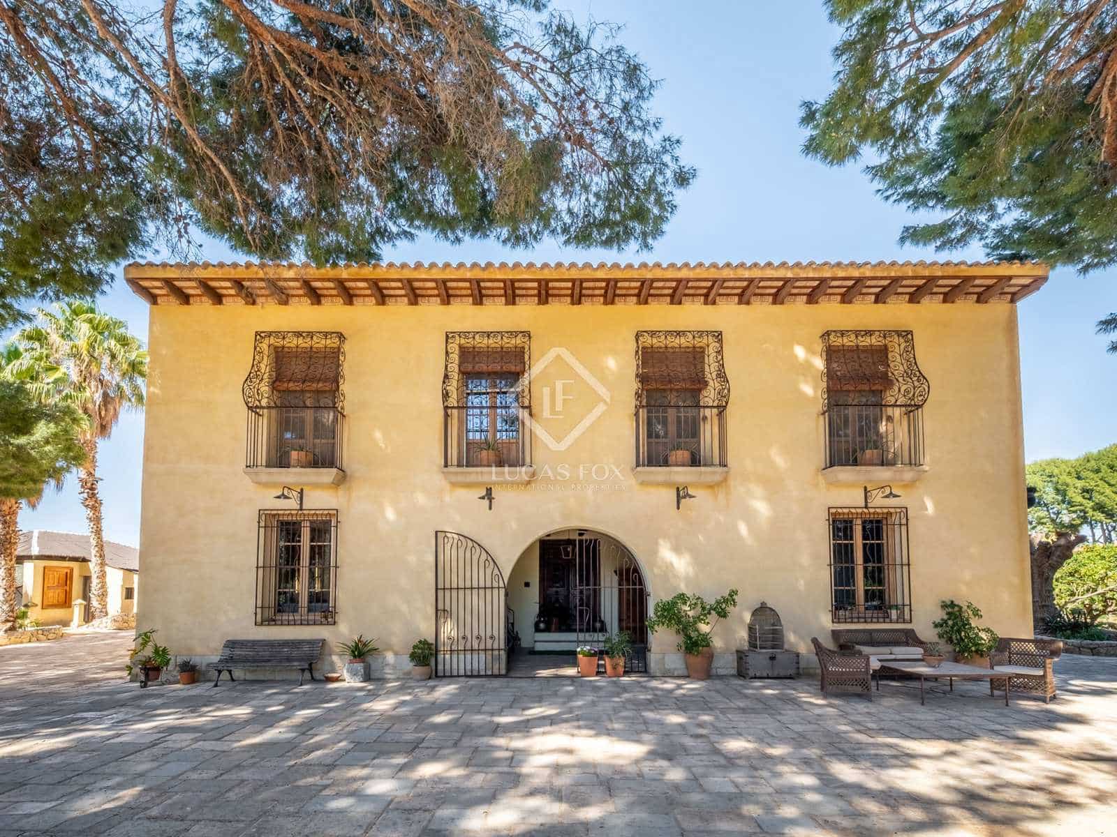 6 bedroom Villa for sale in Muchamiel / Mutxamel - € 2,375,000 (Ref: 7464785)