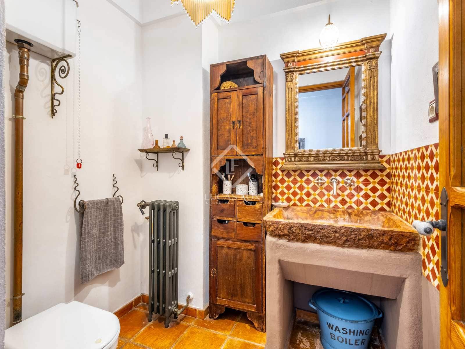 6 bedroom Villa for sale in Muchamiel / Mutxamel - € 2,375,000 (Ref: 7464785)