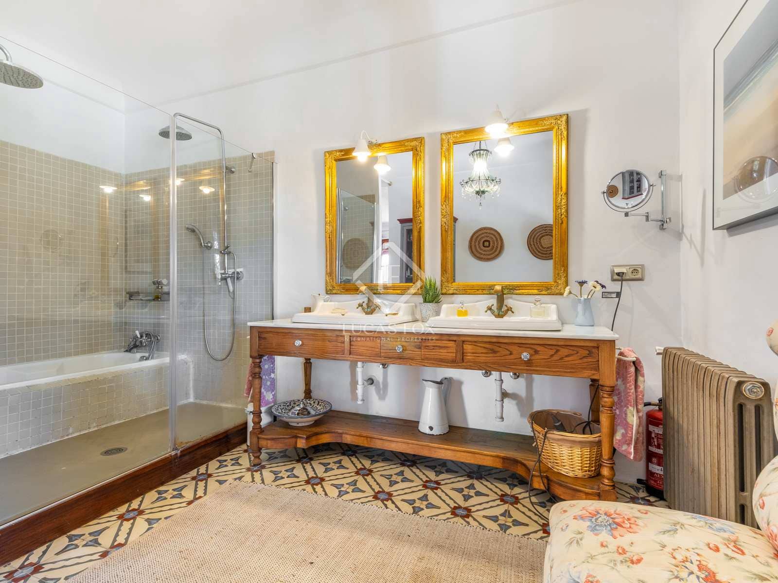 6 bedroom Villa for sale in Muchamiel / Mutxamel - € 2,375,000 (Ref: 7464785)