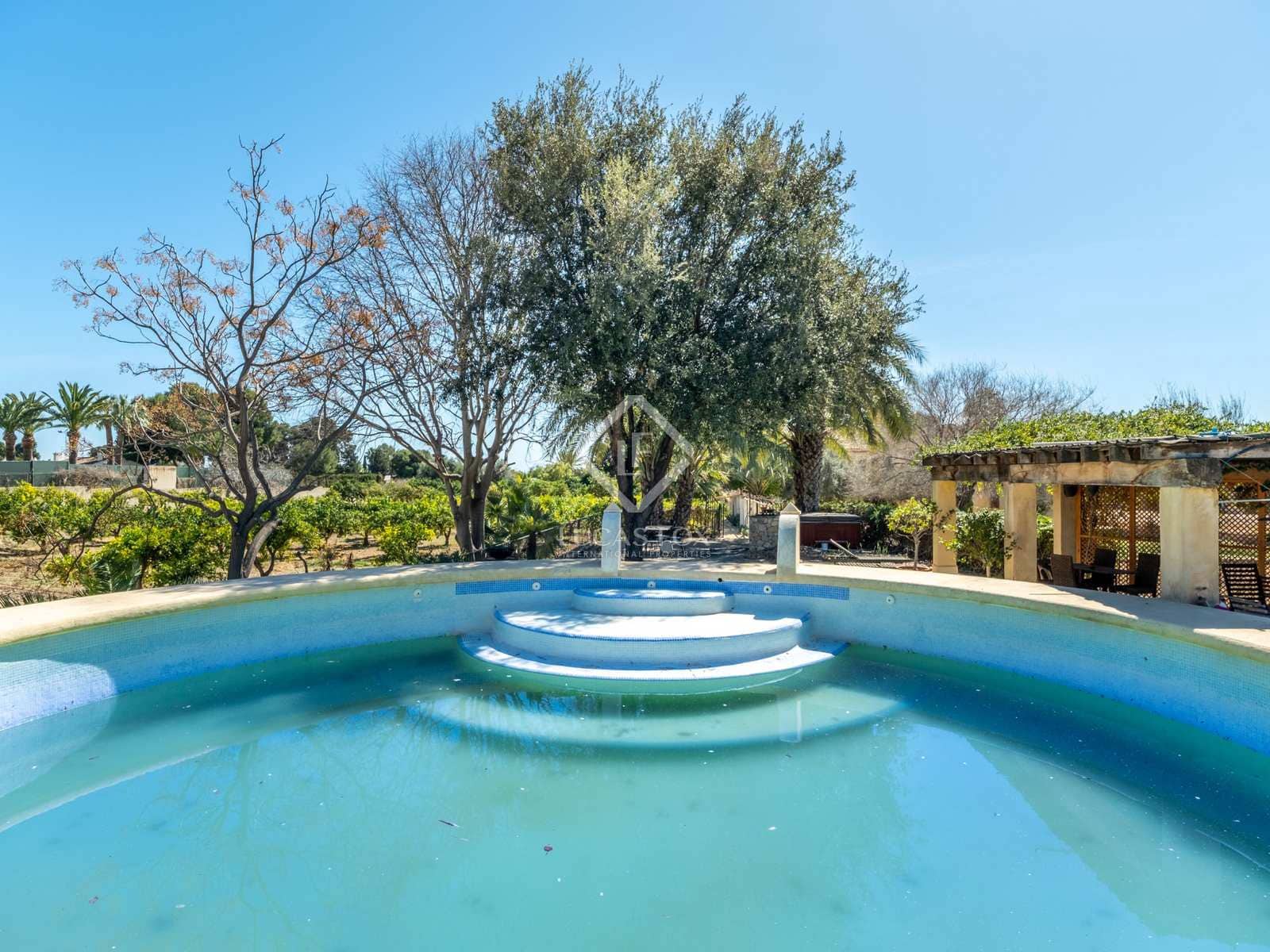 6 bedroom Villa for sale in Muchamiel / Mutxamel - € 2,375,000 (Ref: 7464785)