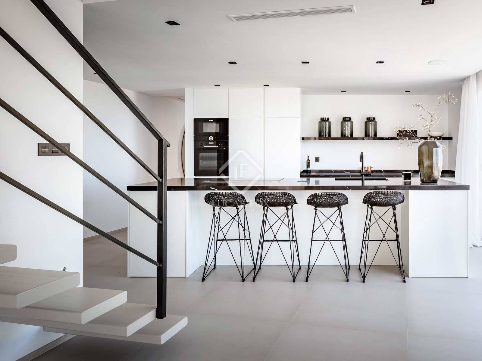 4 bedroom Villa for sale in Javea / Xabia with pool garage - € 1,795,000 (Ref: 7464798)