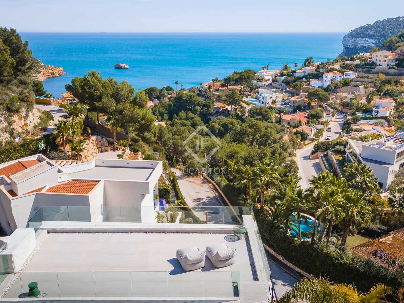 4 bedroom Villa for sale in Javea / Xabia with pool garage - € 1,795,000 (Ref: 7464798)