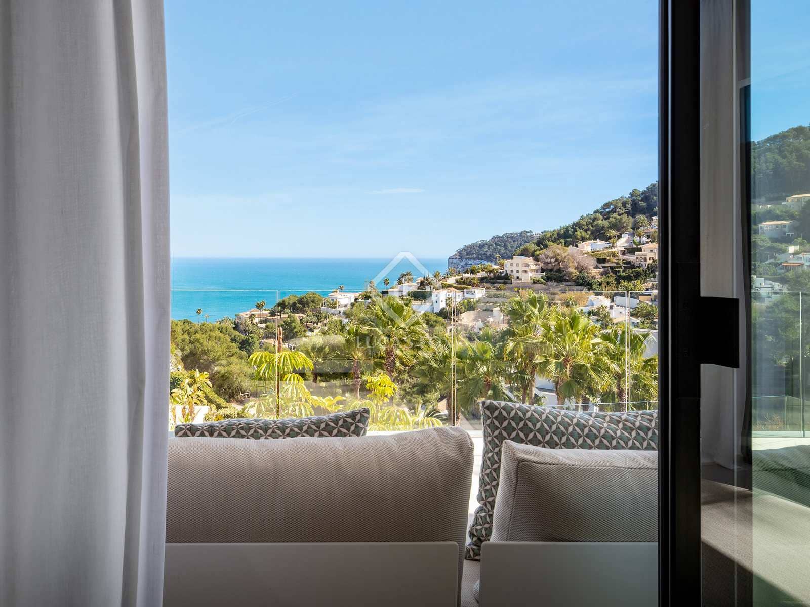 4 bedroom Villa for sale in Javea / Xabia with pool garage - € 1,795,000 (Ref: 7464798)