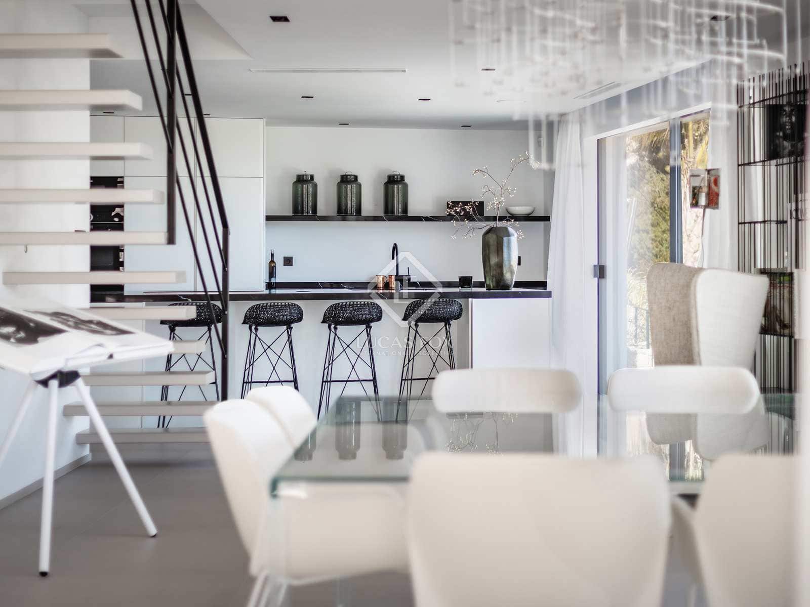 4 bedroom Villa for sale in Javea / Xabia with pool garage - € 1,795,000 (Ref: 7464798)