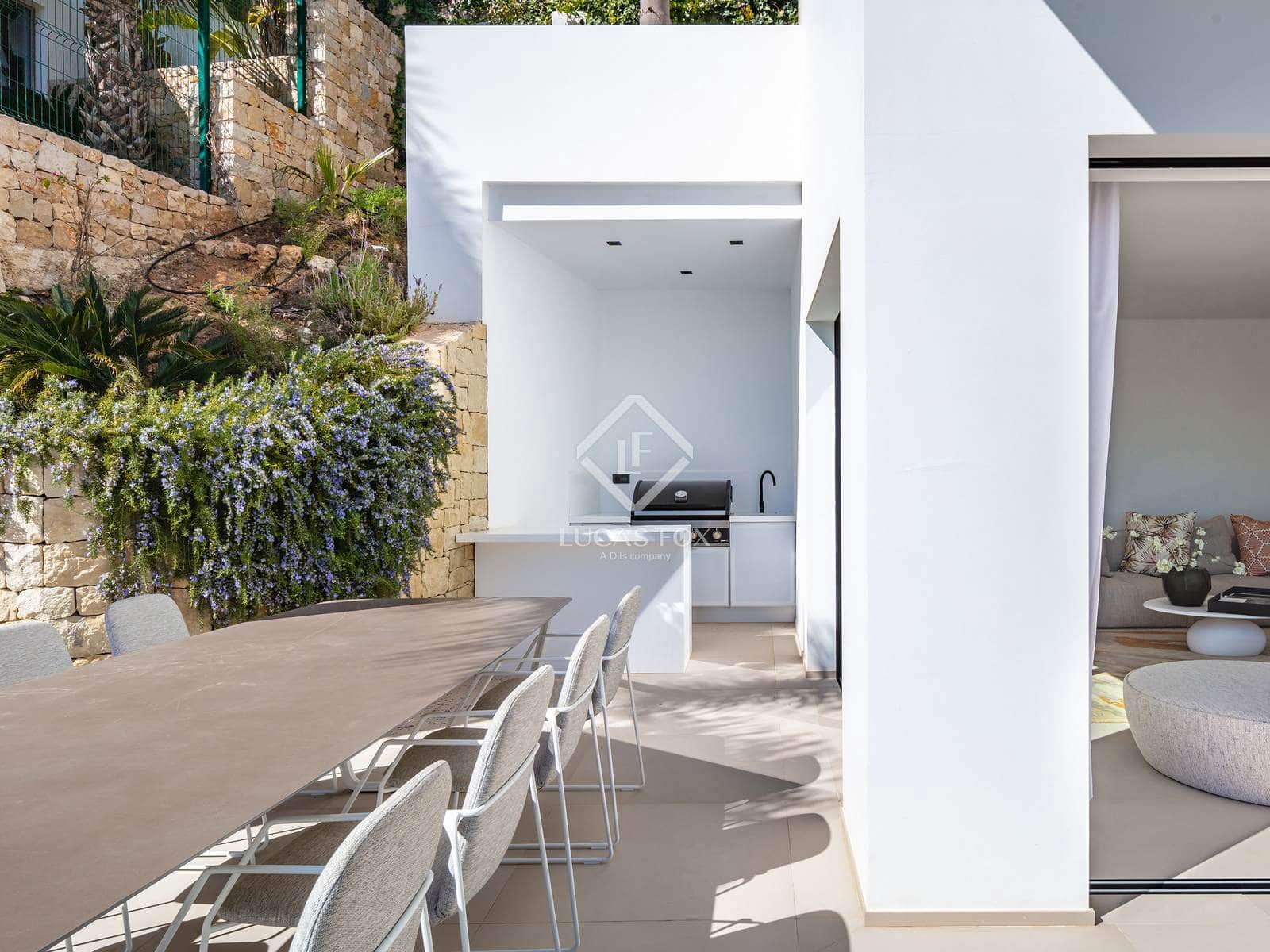 4 bedroom Villa for sale in Javea / Xabia with pool garage - € 1,795,000 (Ref: 7464798)