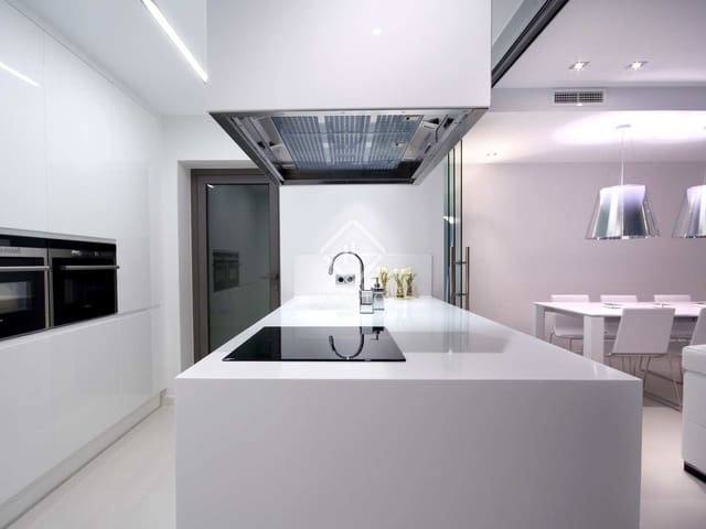 3 bedroom Villa for rent in Altea with pool garage - € 5,800 (Ref: 7466990)