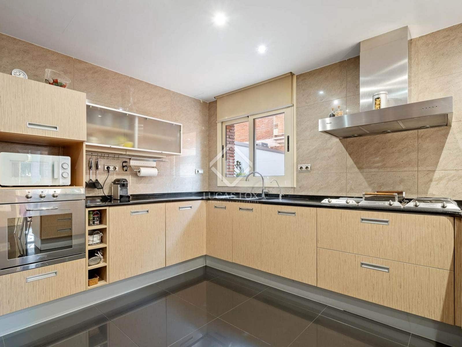 6 soverom Villa til salgs i Cambrils med svømmebasseng garasje - € 1 595 000 (Ref: 7467002)