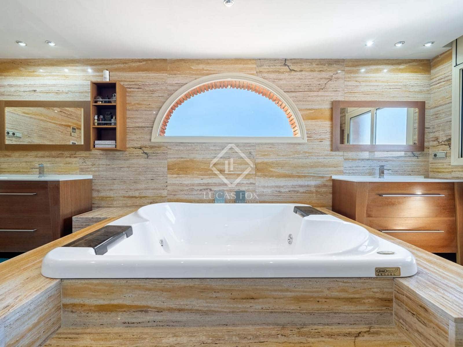 6 soverom Villa til salgs i Cambrils med svømmebasseng garasje - € 1 595 000 (Ref: 7467002)