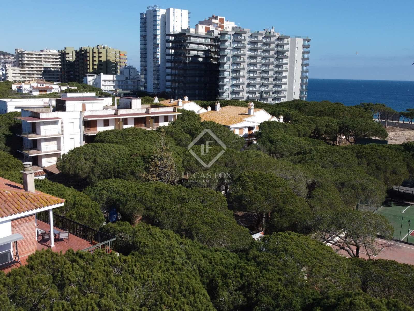 4 soveværelse Penthouse til salg i Platja d'Aro med garage - € 395.000 (Ref: 7470521)