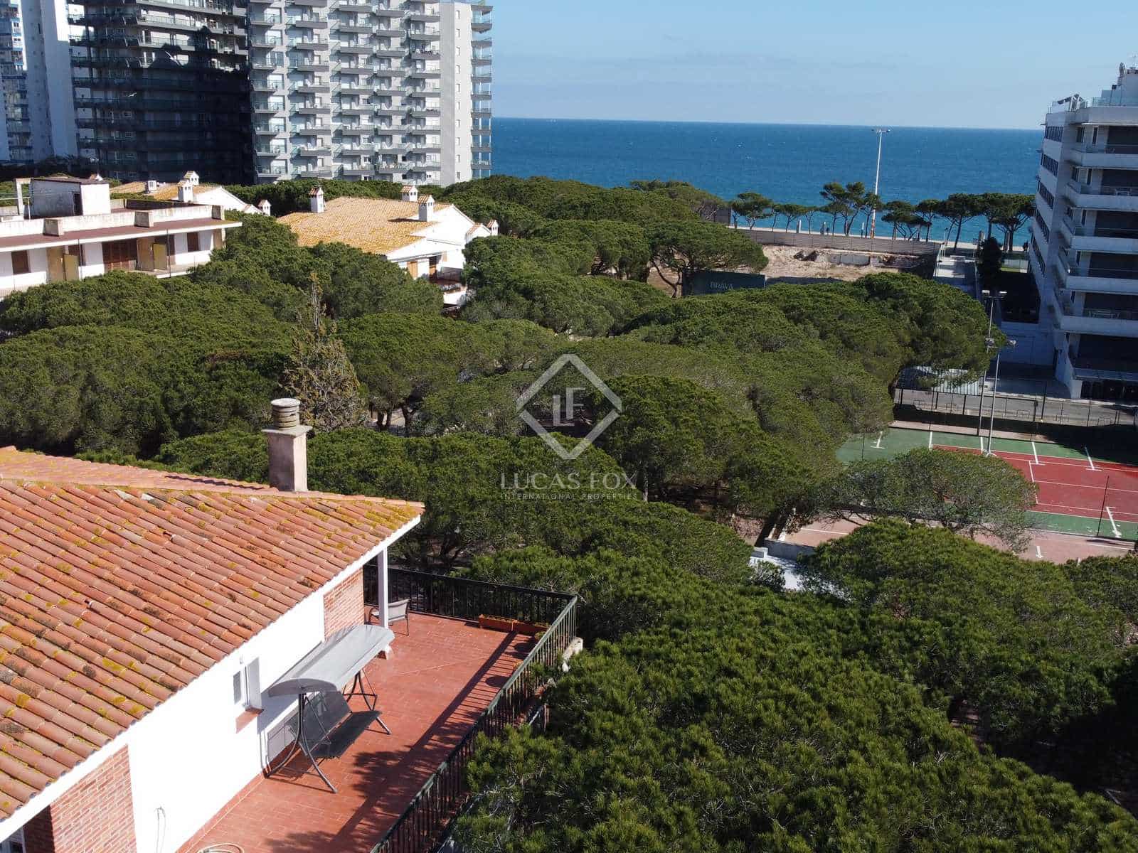 4 soveværelse Penthouse til salg i Platja d'Aro med garage - € 395.000 (Ref: 7470521)