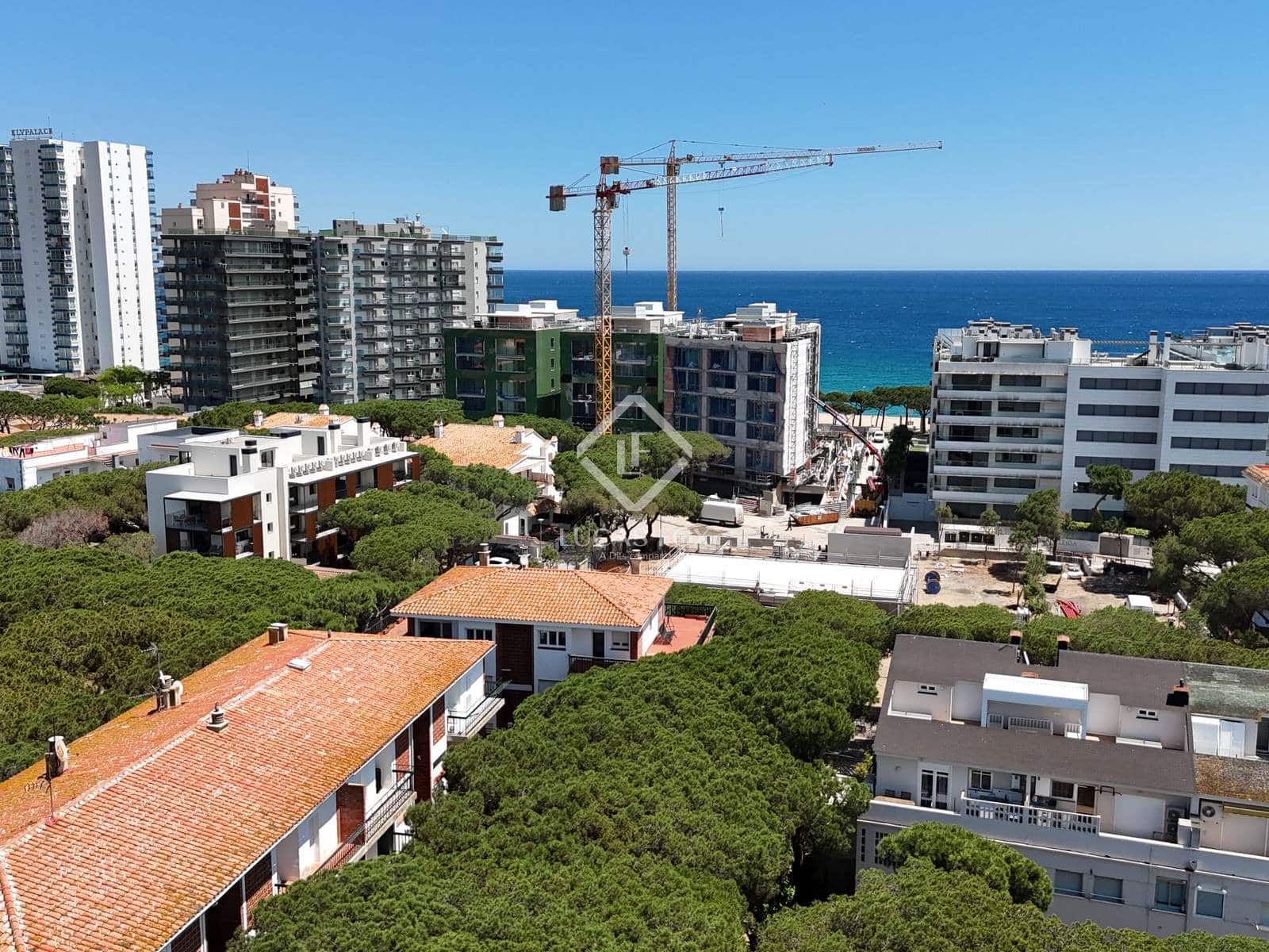 4 soveværelse Penthouse til salg i Platja d'Aro med garage - € 395.000 (Ref: 7470521)