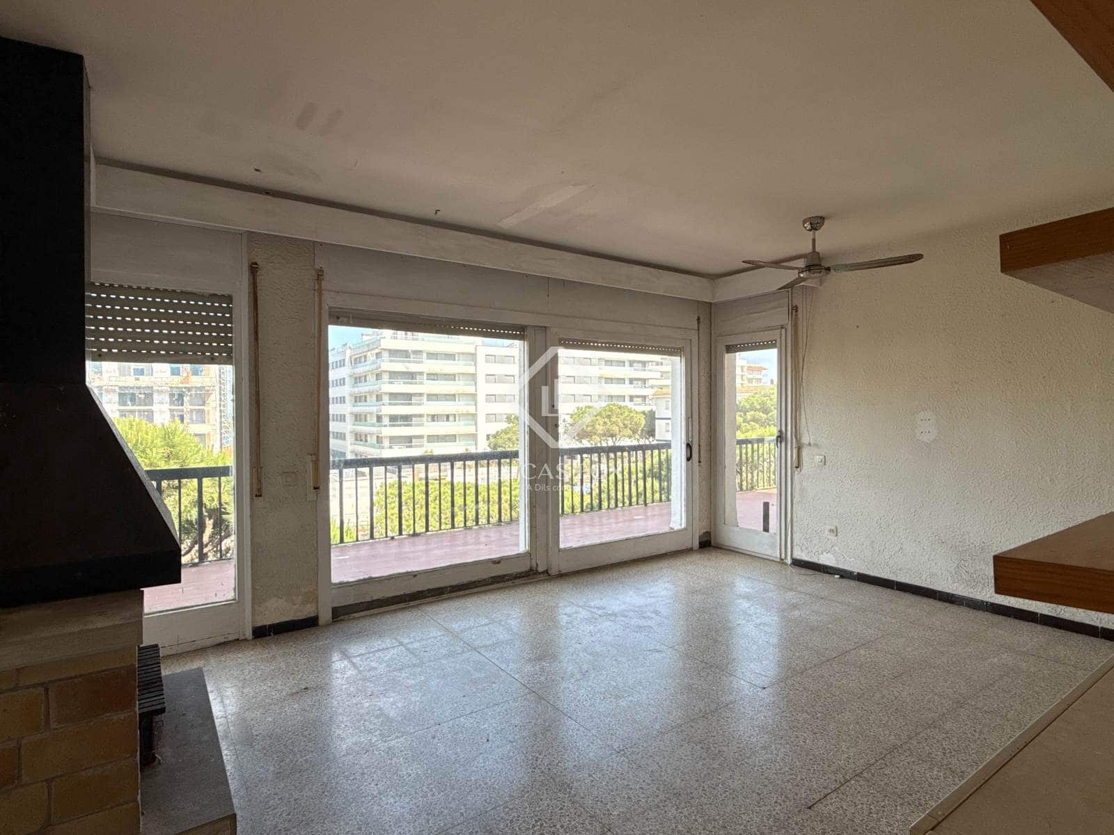 4 soveværelse Penthouse til salg i Platja d'Aro med garage - € 395.000 (Ref: 7470521)