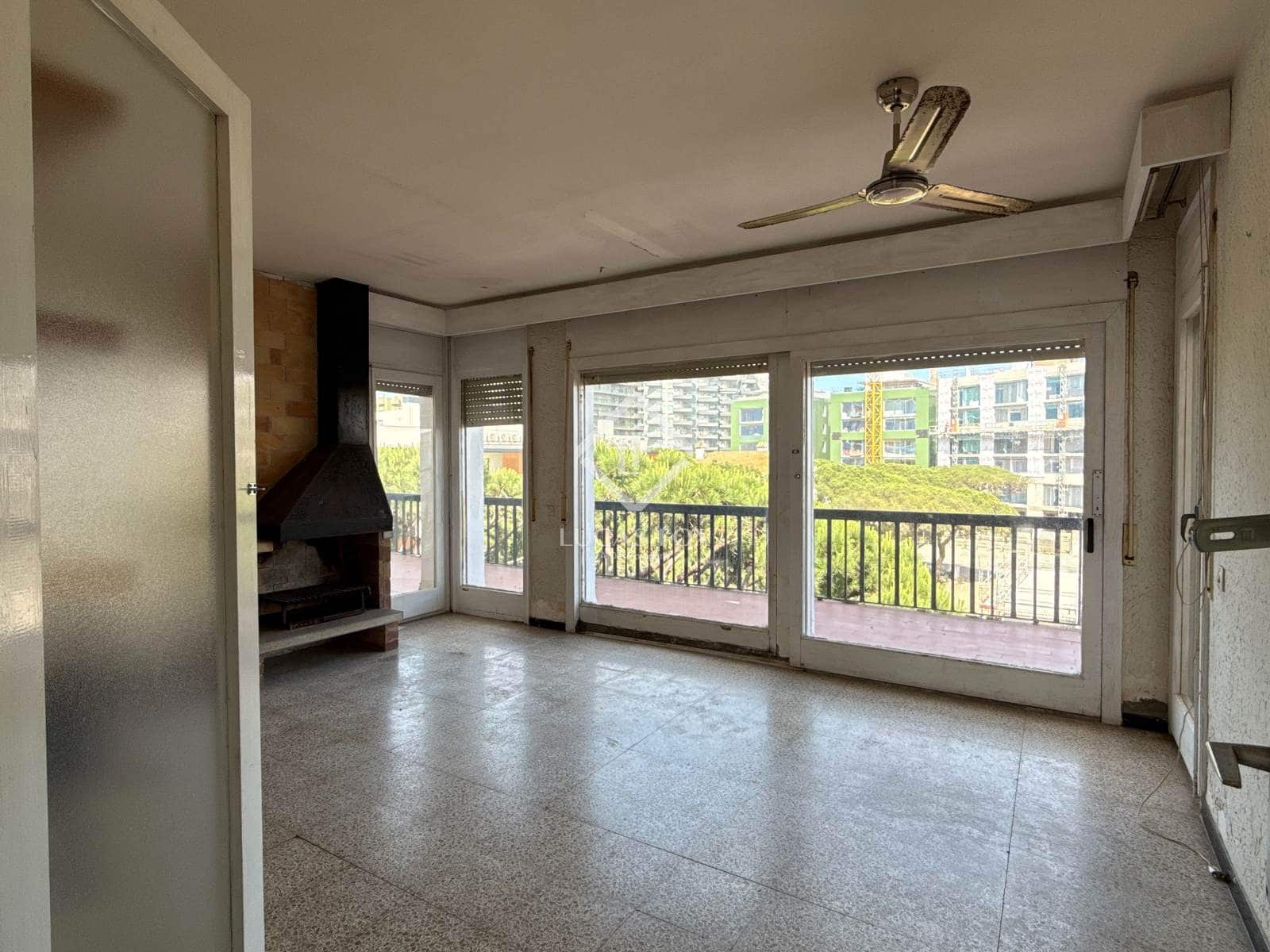 4 soveværelse Penthouse til salg i Platja d'Aro med garage - € 395.000 (Ref: 7470521)