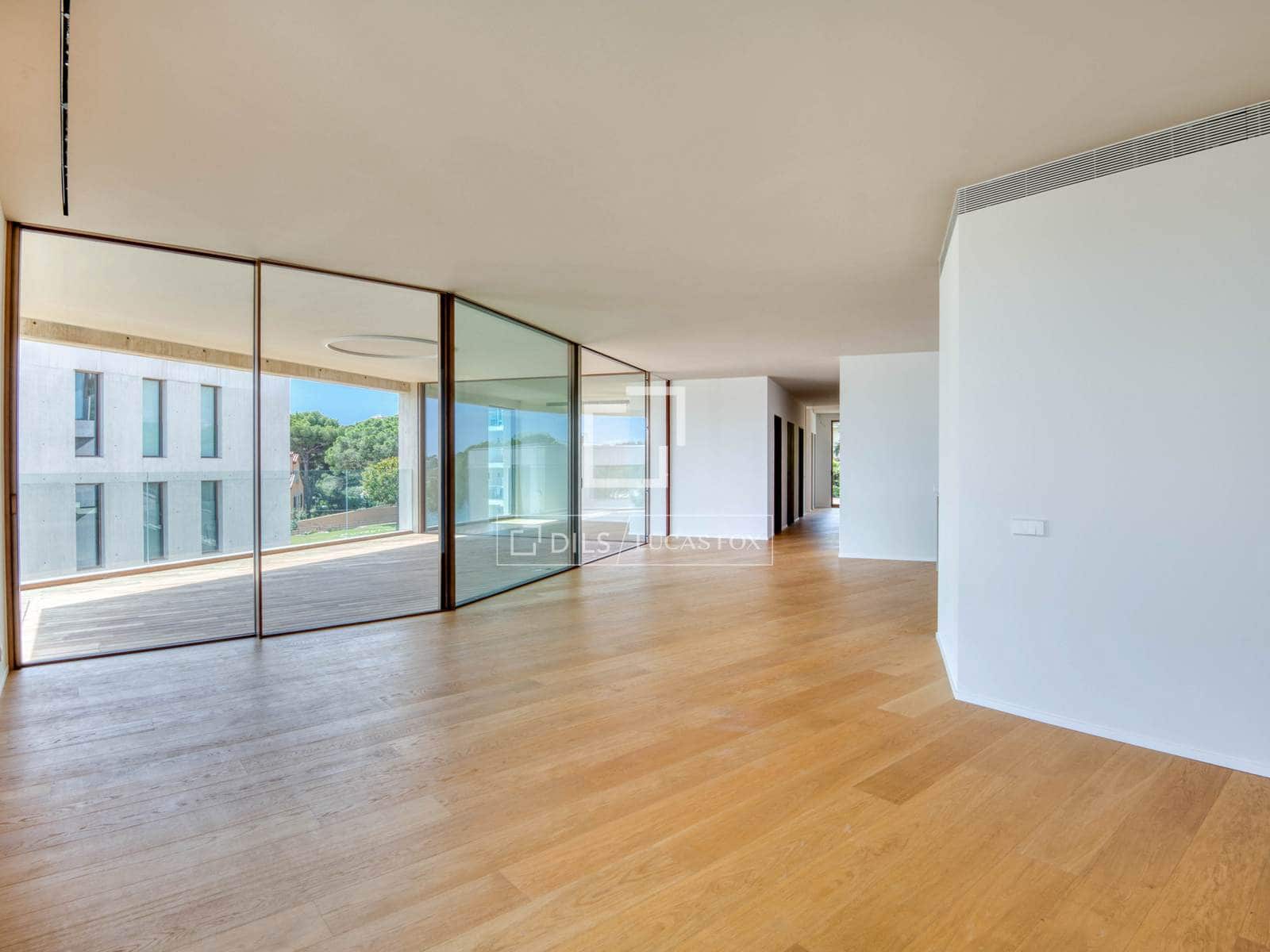 3 bedroom Apartment for sale in S'Agaro with pool garage - € 2,800,000 (Ref: 7470528)